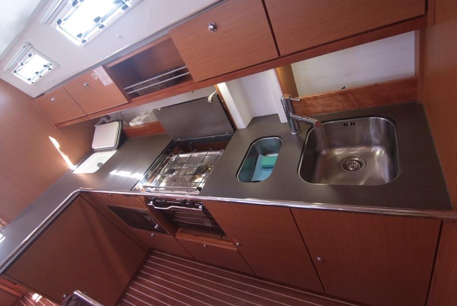 Bavaria Cruiser 45, picture 6