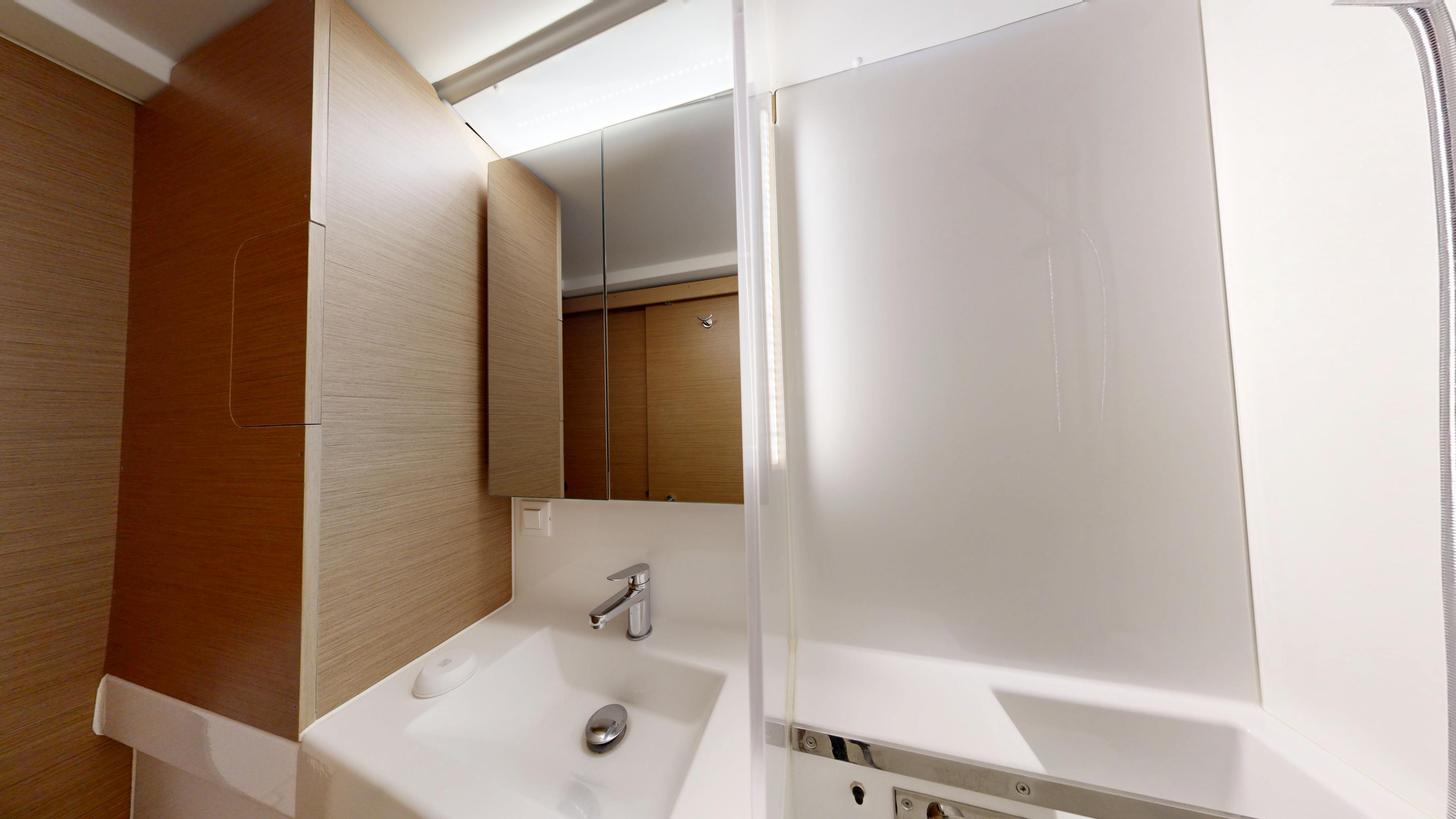 Excess 11 - 4 + 1 cab., picture 24