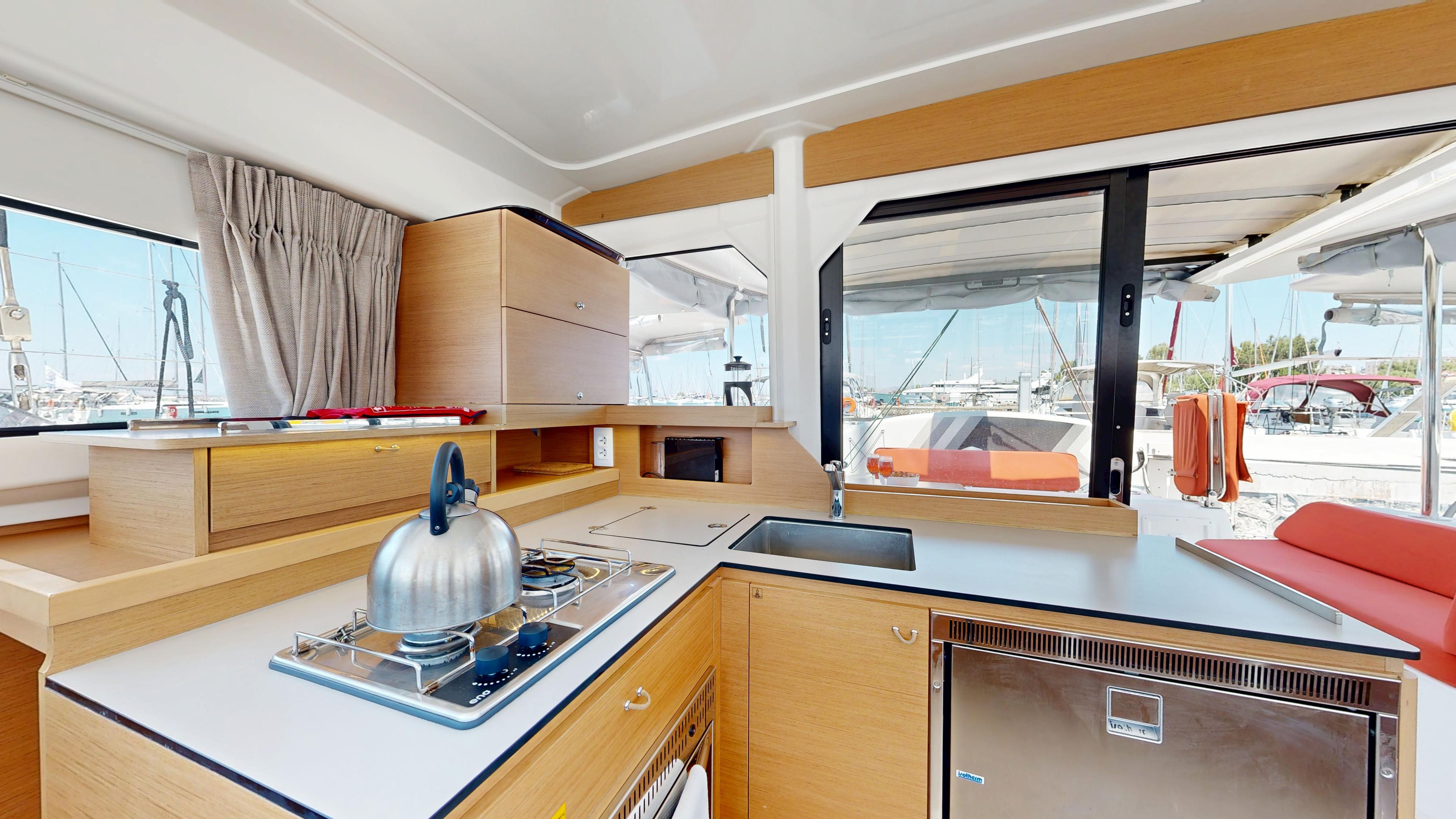 Excess 11 - 4 + 1 cab., picture 14