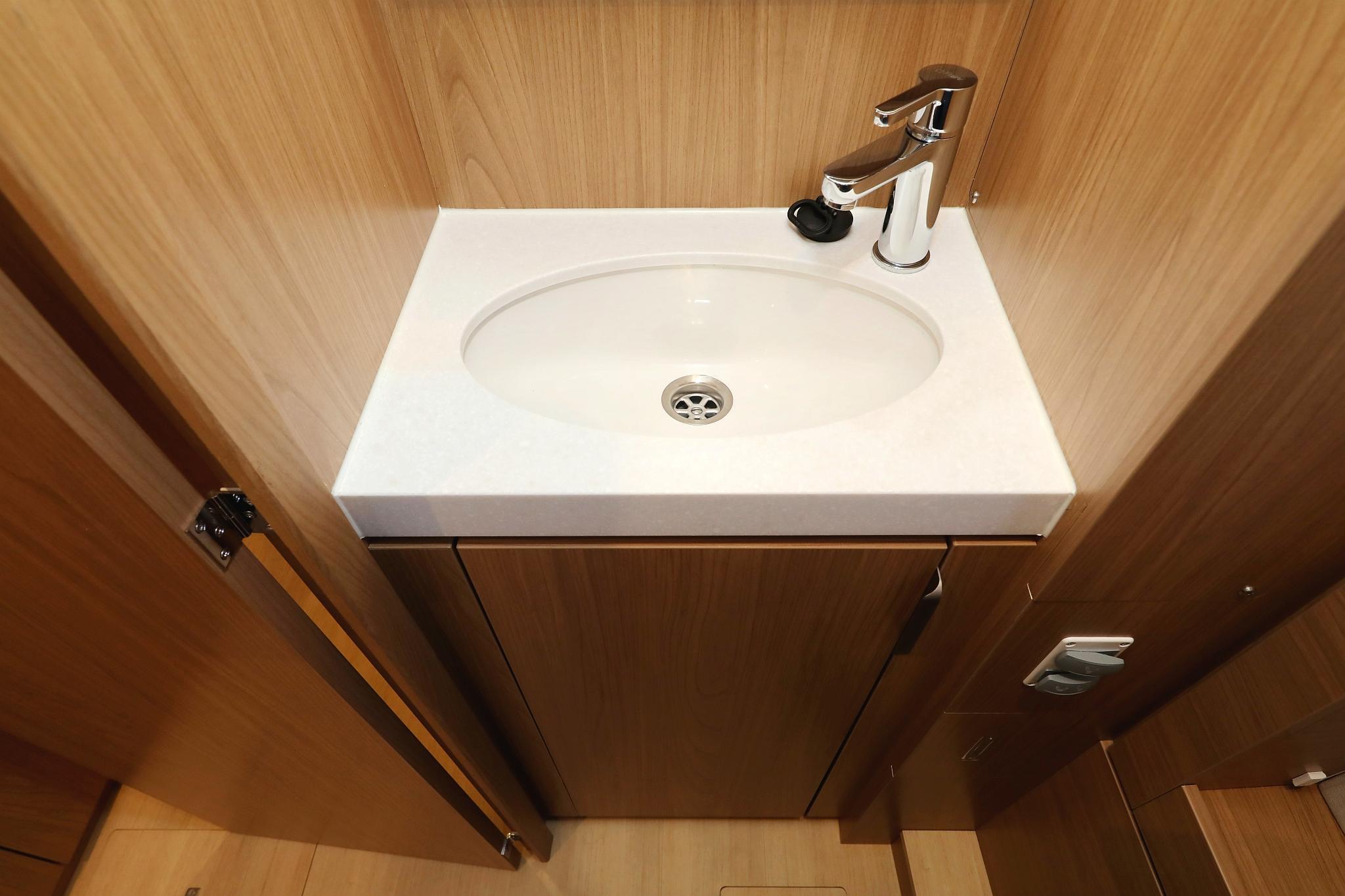 Bali 4.6 - 4 + 1 cab., picture 36