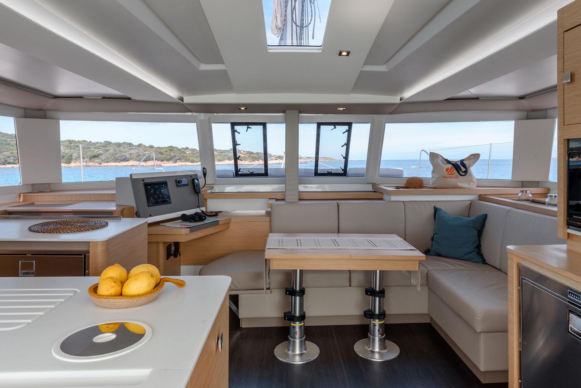 Fountaine Pajot Astrea 42 - 4 + 1 cab., picture 8