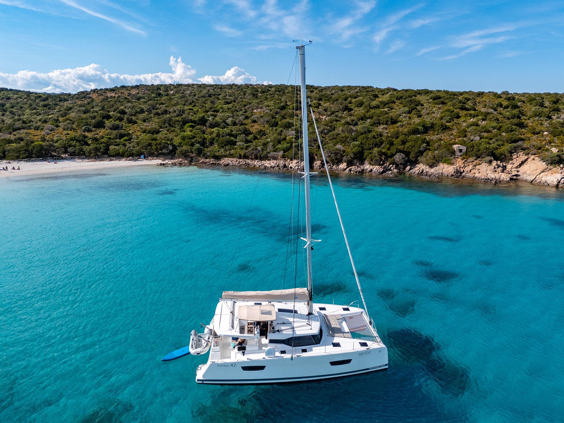 Fountaine Pajot Astrea 42 - 4 + 1 cab., picture 3