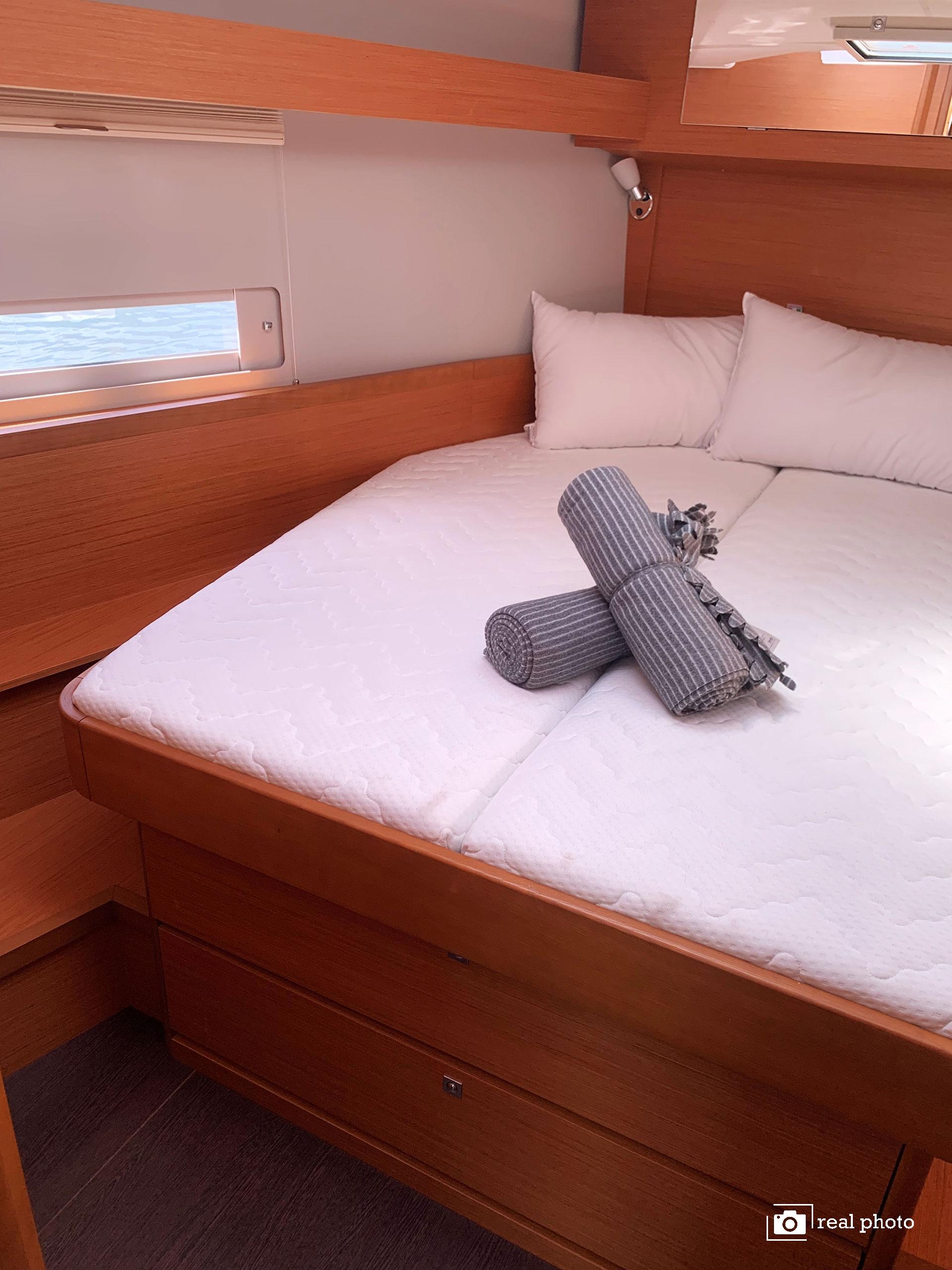 Dufour 430, picture 7