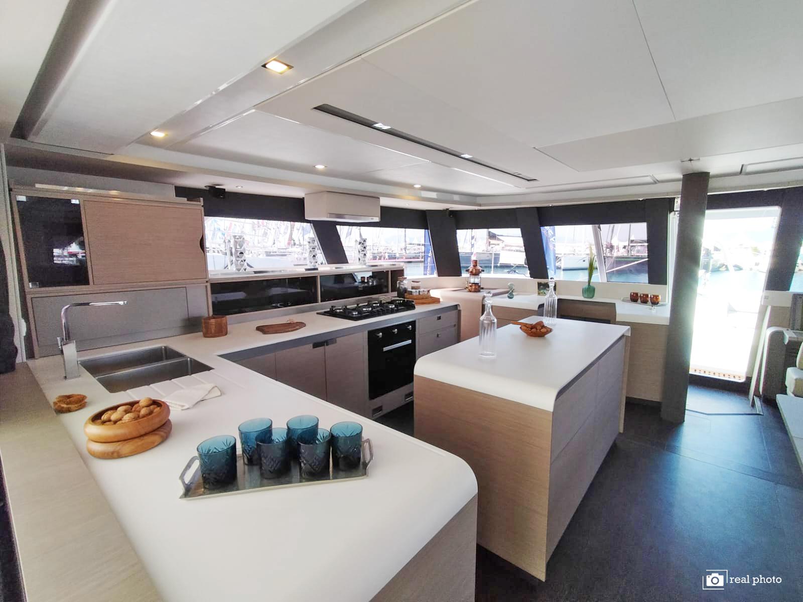 Fountaine Pajot Samana 59 - 5 + 2 cab., picture 7