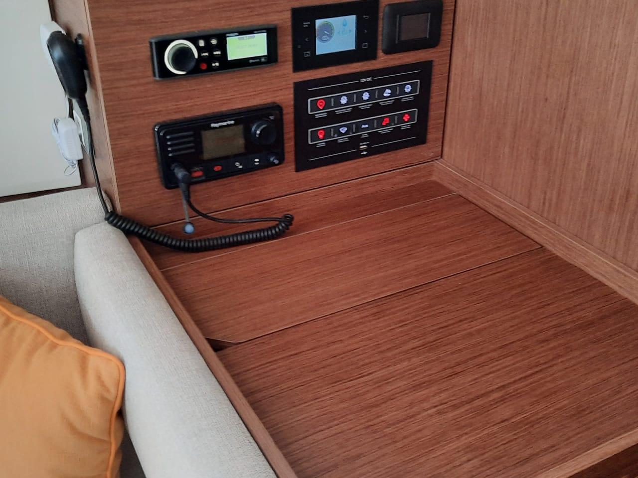 Oceanis 40.1, picture 7