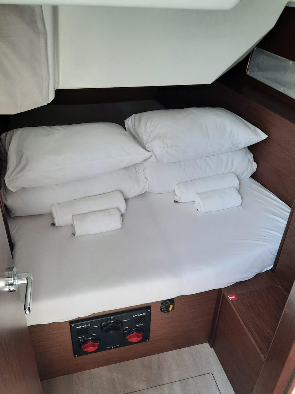 Oceanis 40.1, picture 14