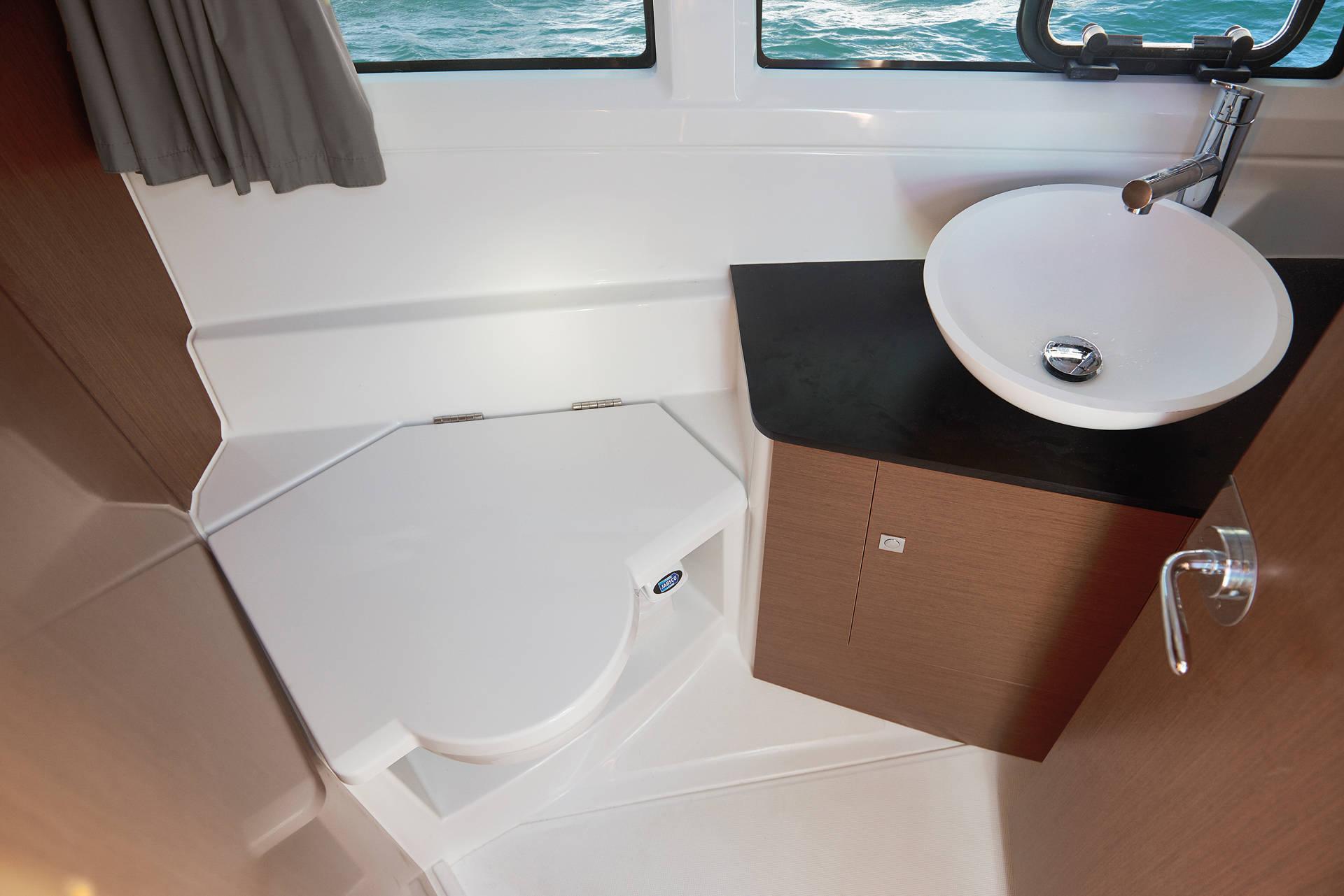 Merry Fisher 895 Offshore, picture 11