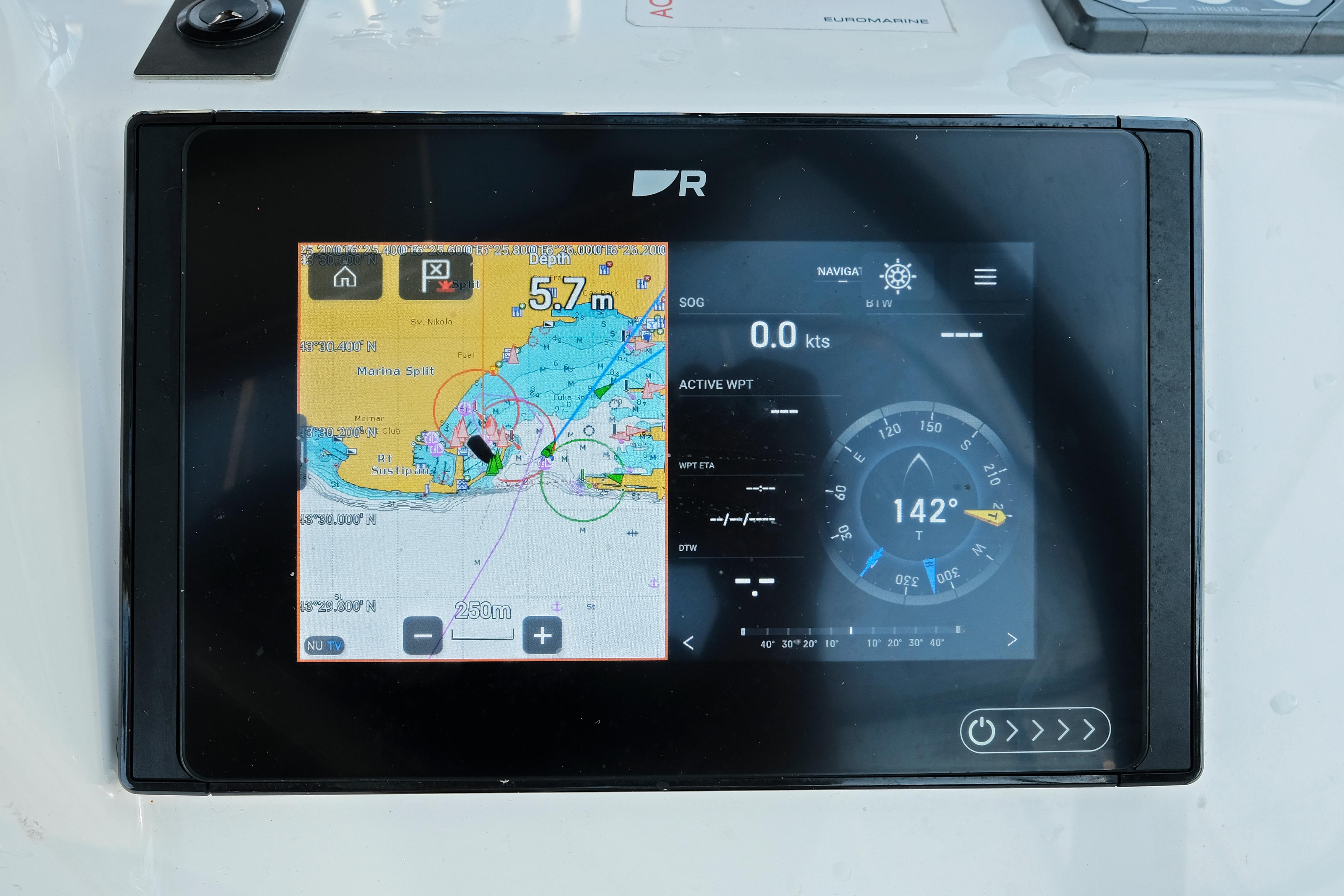 Sun Odyssey 380 - 3 cab., picture 22