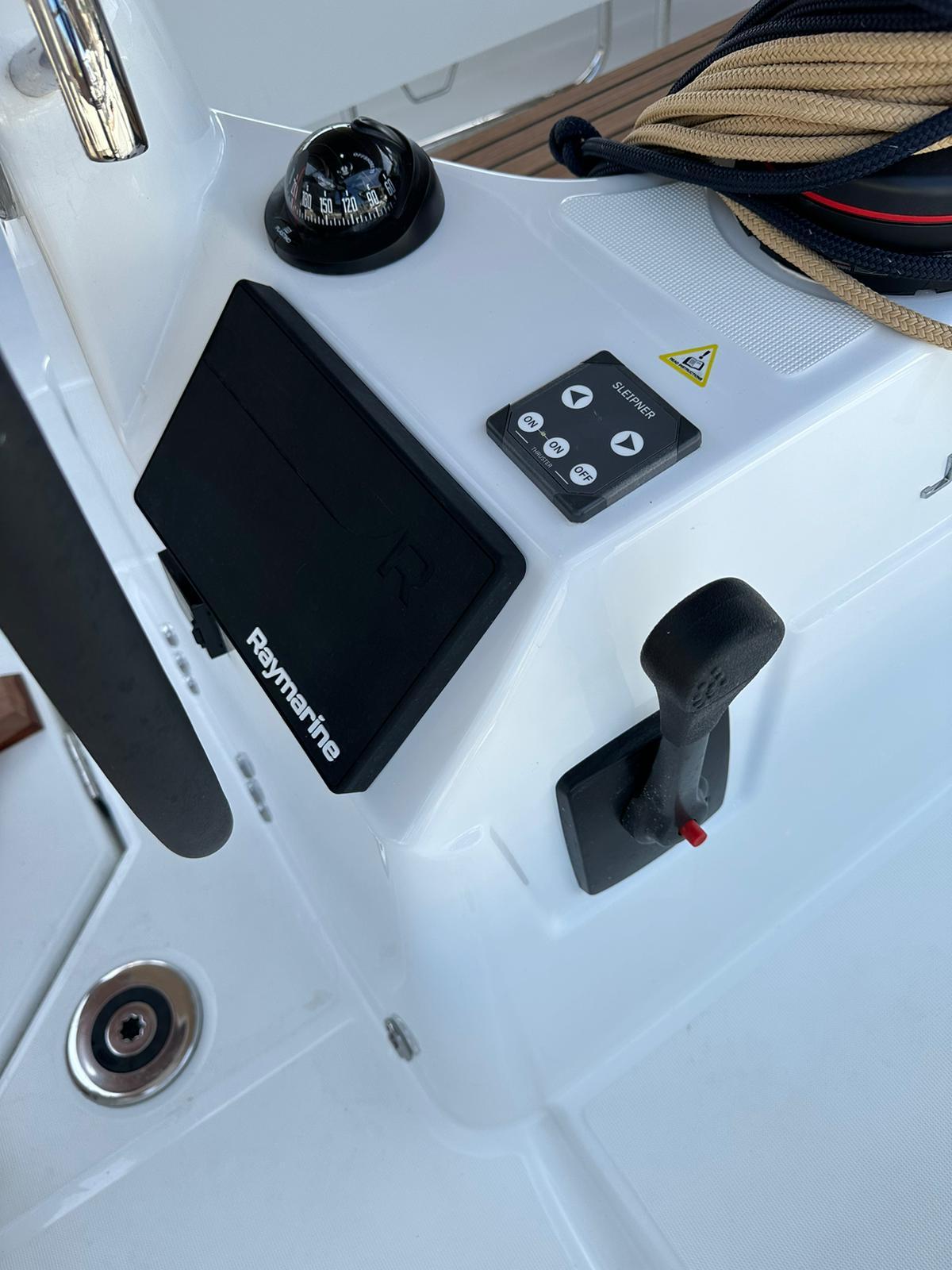 Sun Odyssey 350 - 3 cab., picture 6