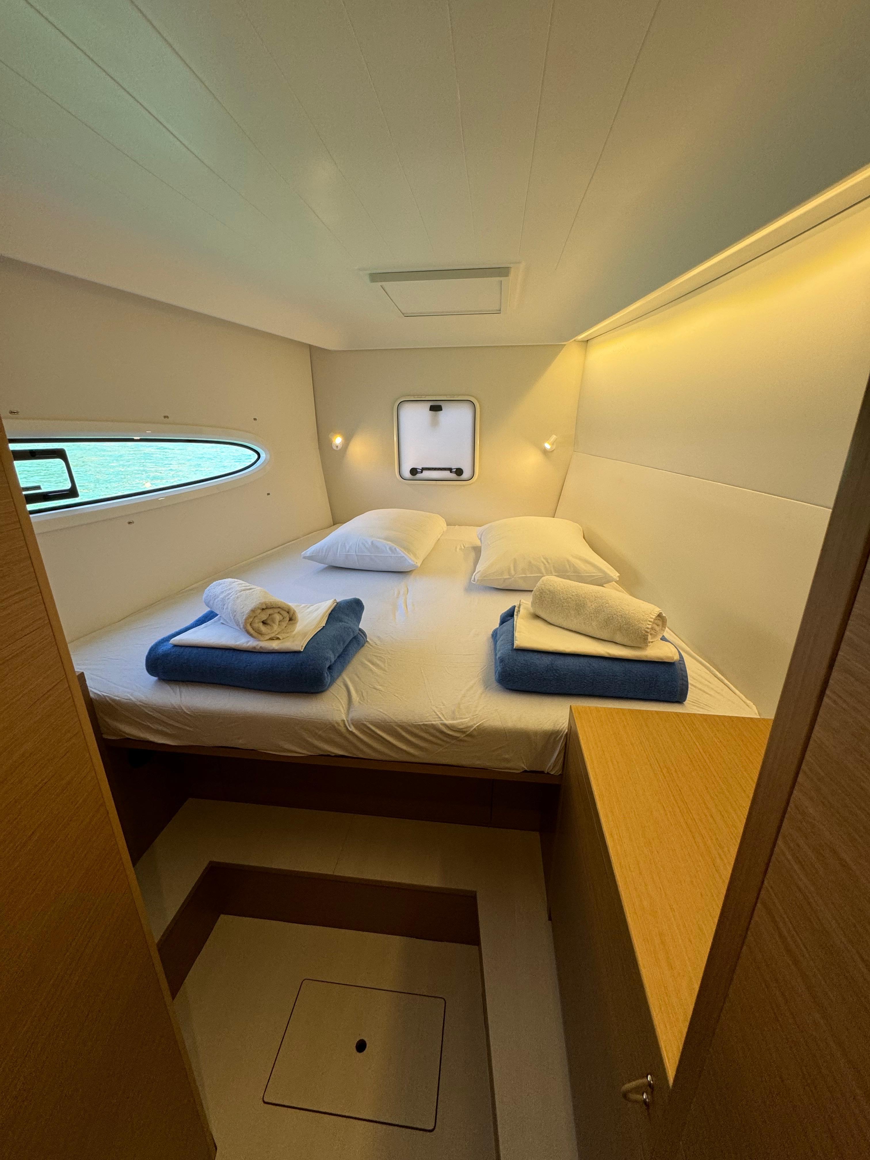 Excess 14 - 4 + 2 cab., picture 6