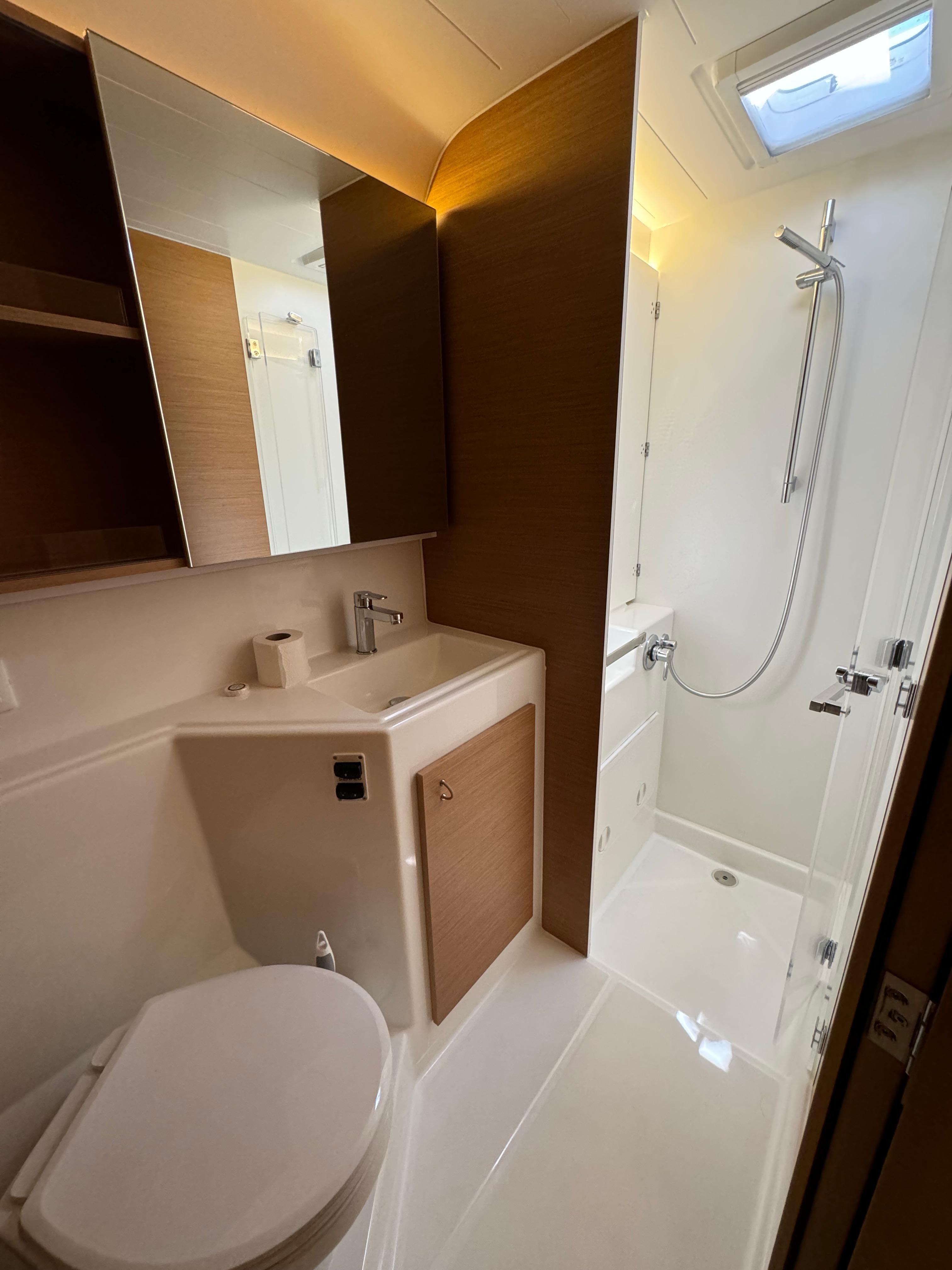 Excess 14 - 4 + 2 cab., picture 7