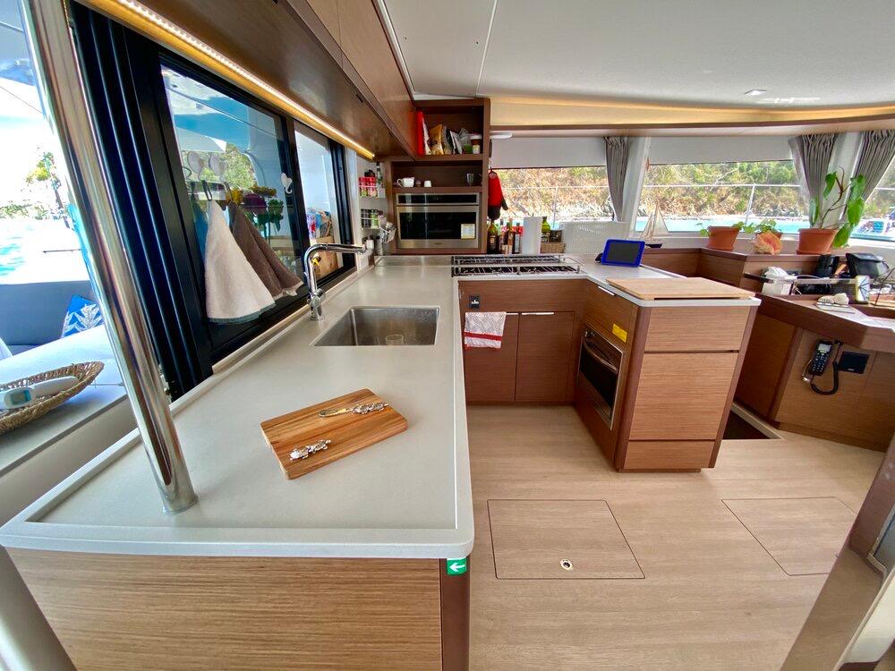 Lagoon 46 - 4 + 1 cab., picture 25