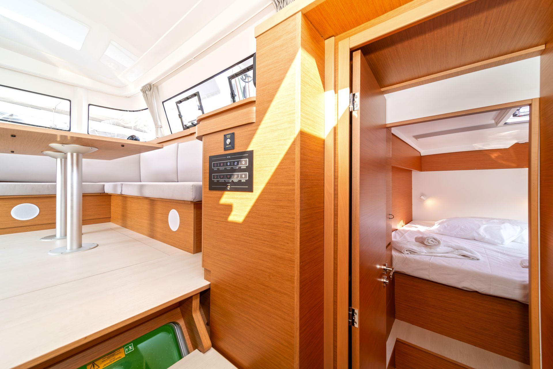 Excess 11 - 4 + 1 + 1 cab., picture 17