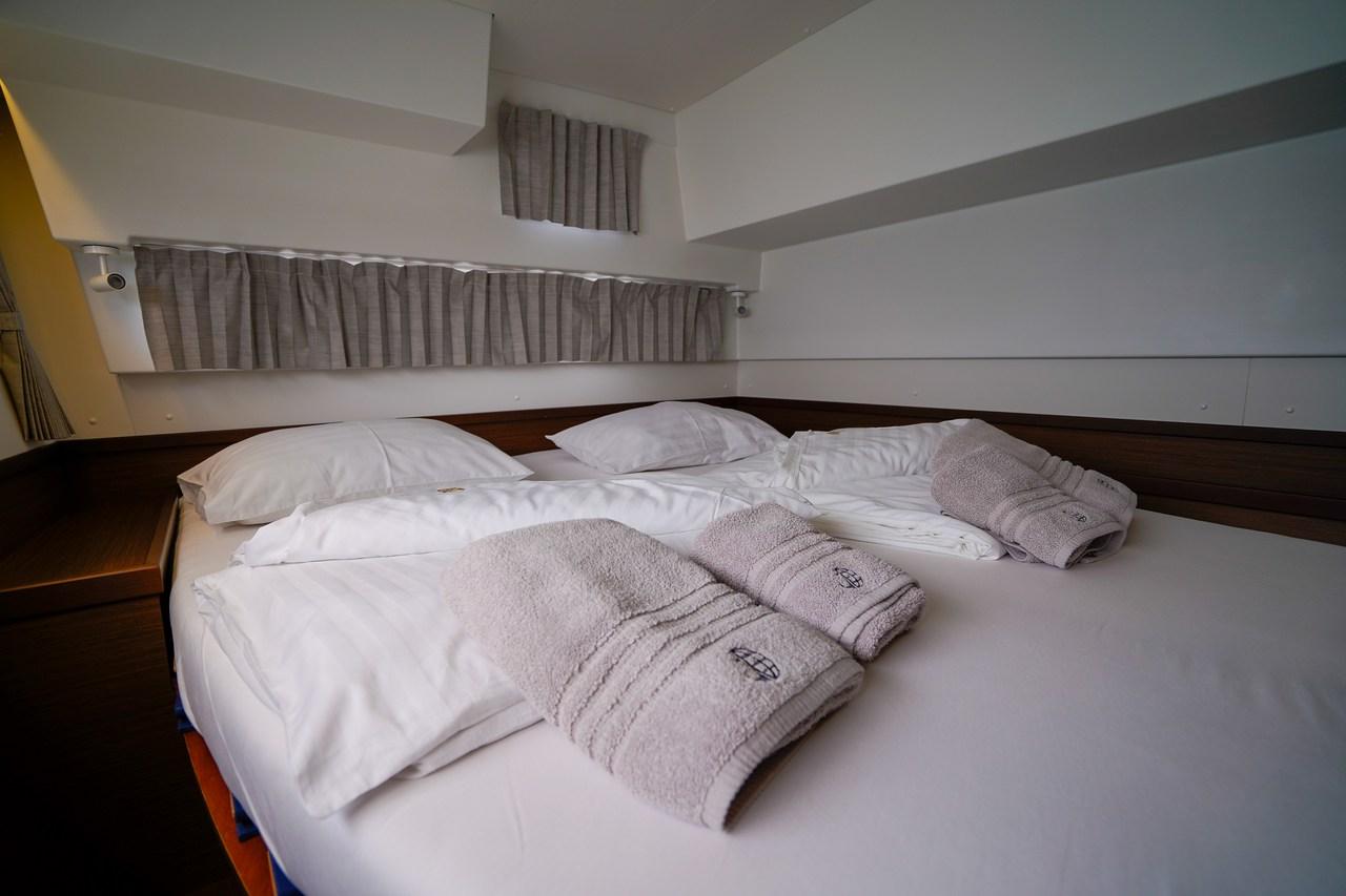 Lagoon 42 - 4 + 2 cab., picture 18