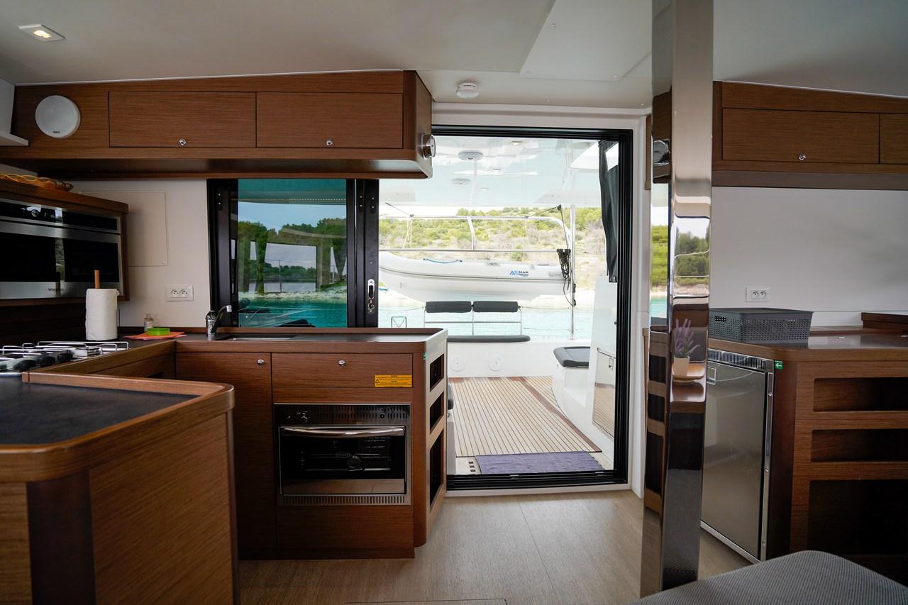Lagoon 42 - 4 + 2 cab., picture 12