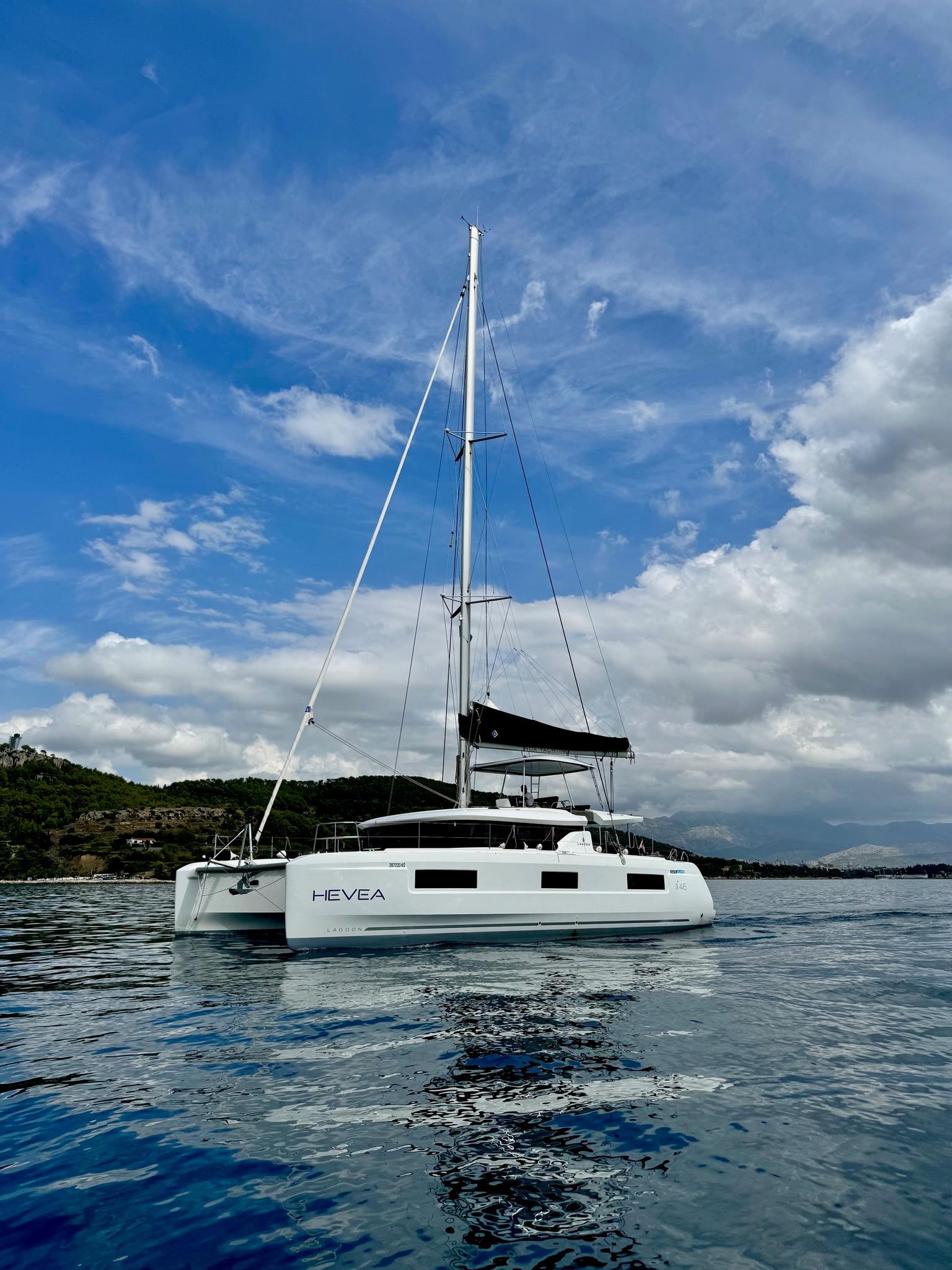 Lagoon 46 OW - 3 + 2 cab., picture 3