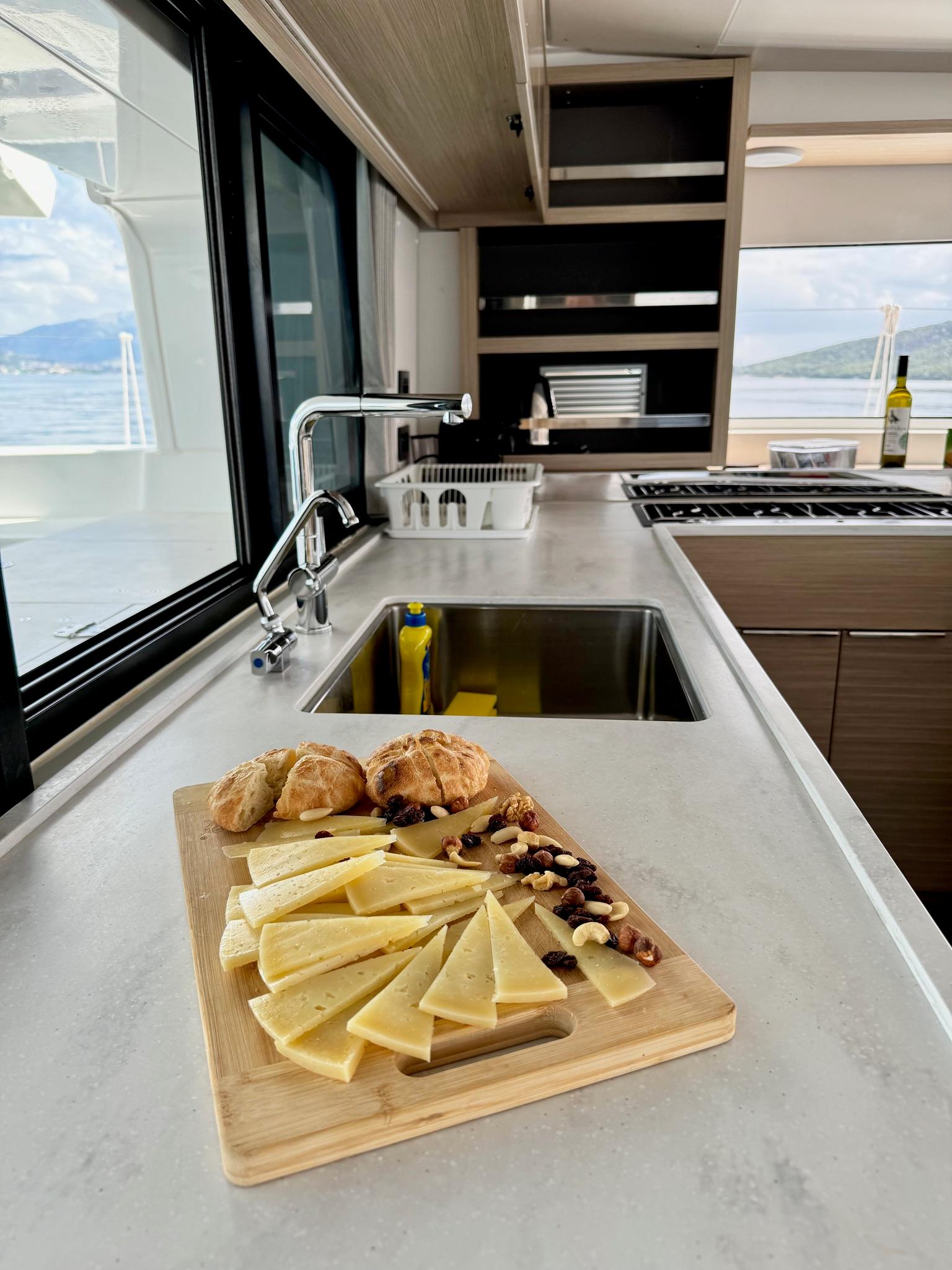 Lagoon 46 OW - 3 + 2 cab., picture 8