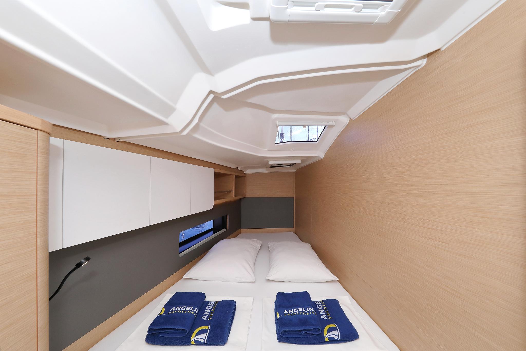 Dufour 41 - 4 cab., picture 28