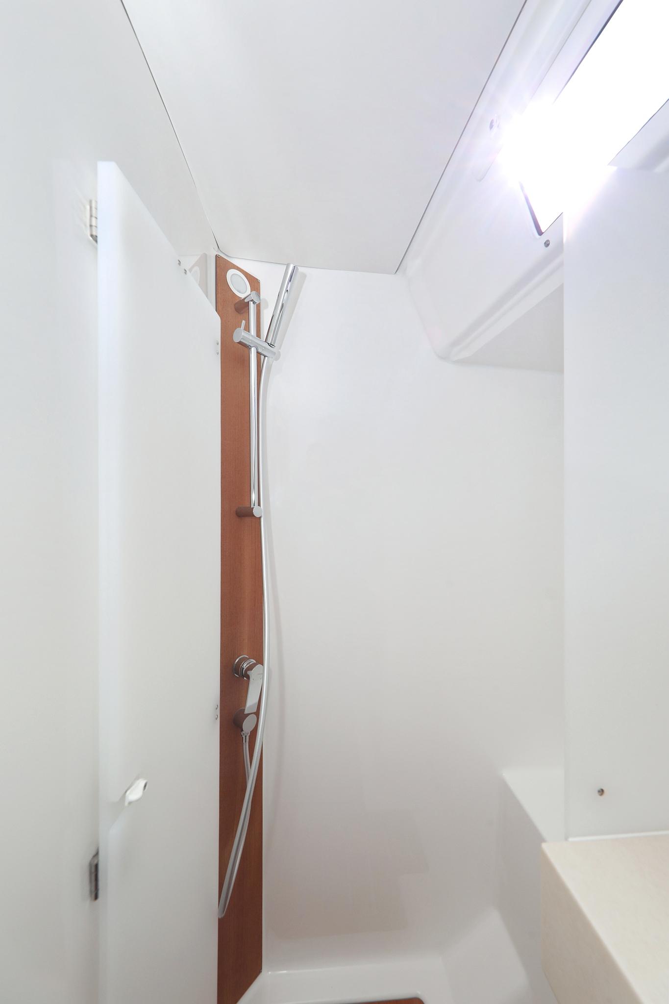 Dufour 470 - 4 cab., picture 47