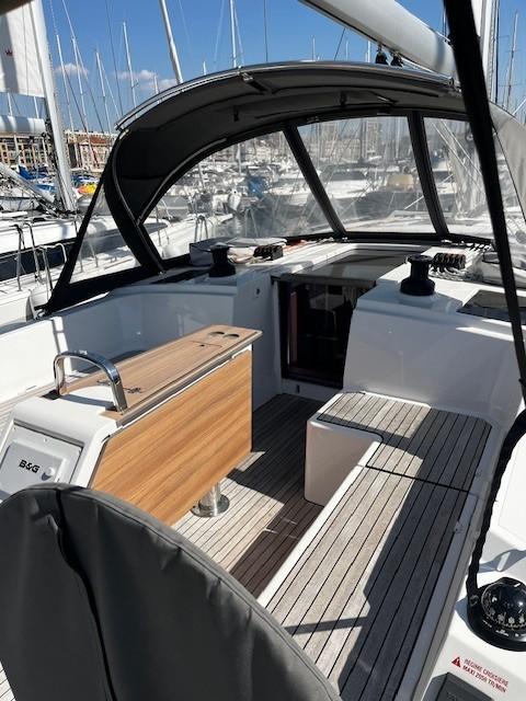 Bavaria C42, picture 4