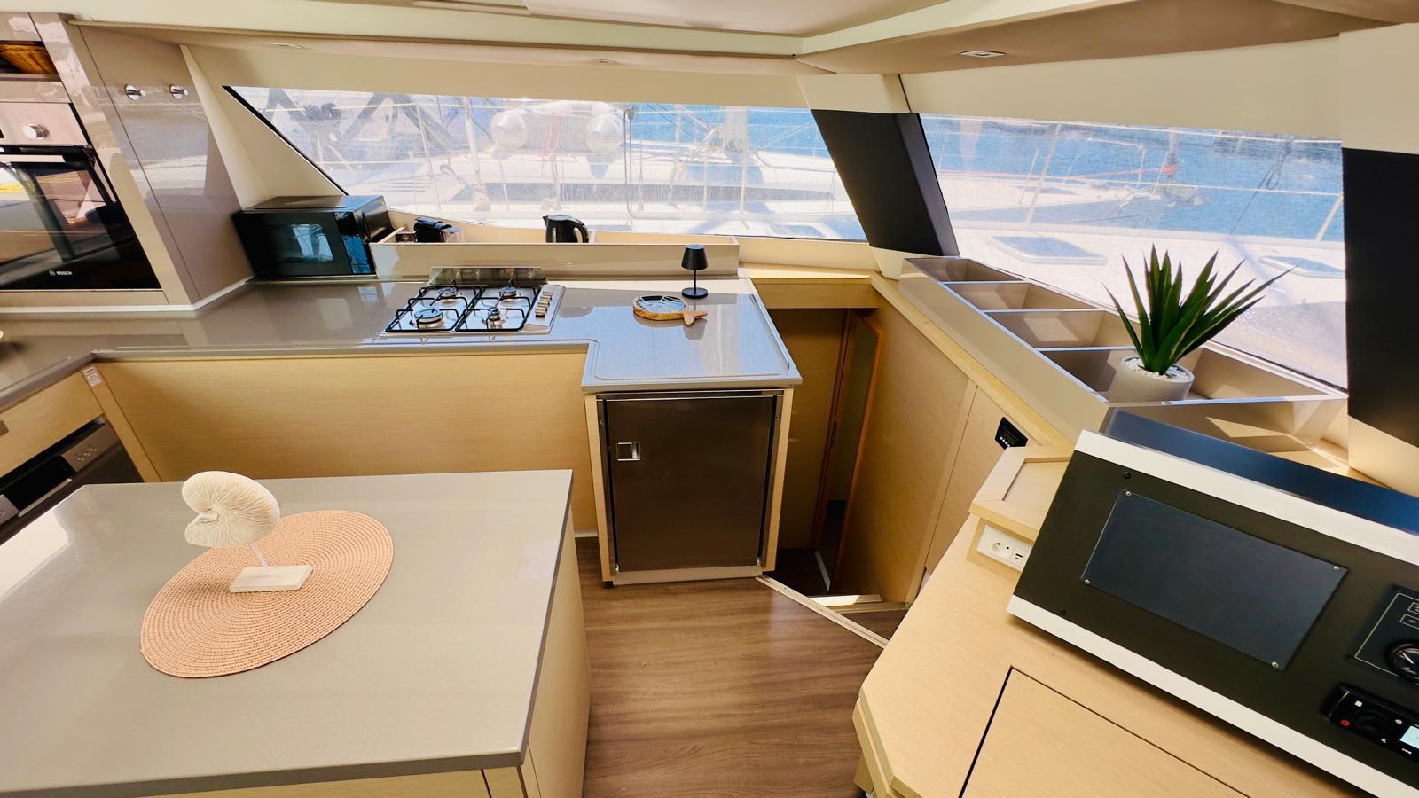 Fountaine Pajot Saba 50 - 4 + 2 cab., picture 21