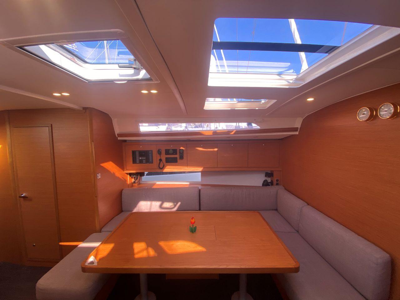 Dufour 470 - 5 + 1 cab., picture 6