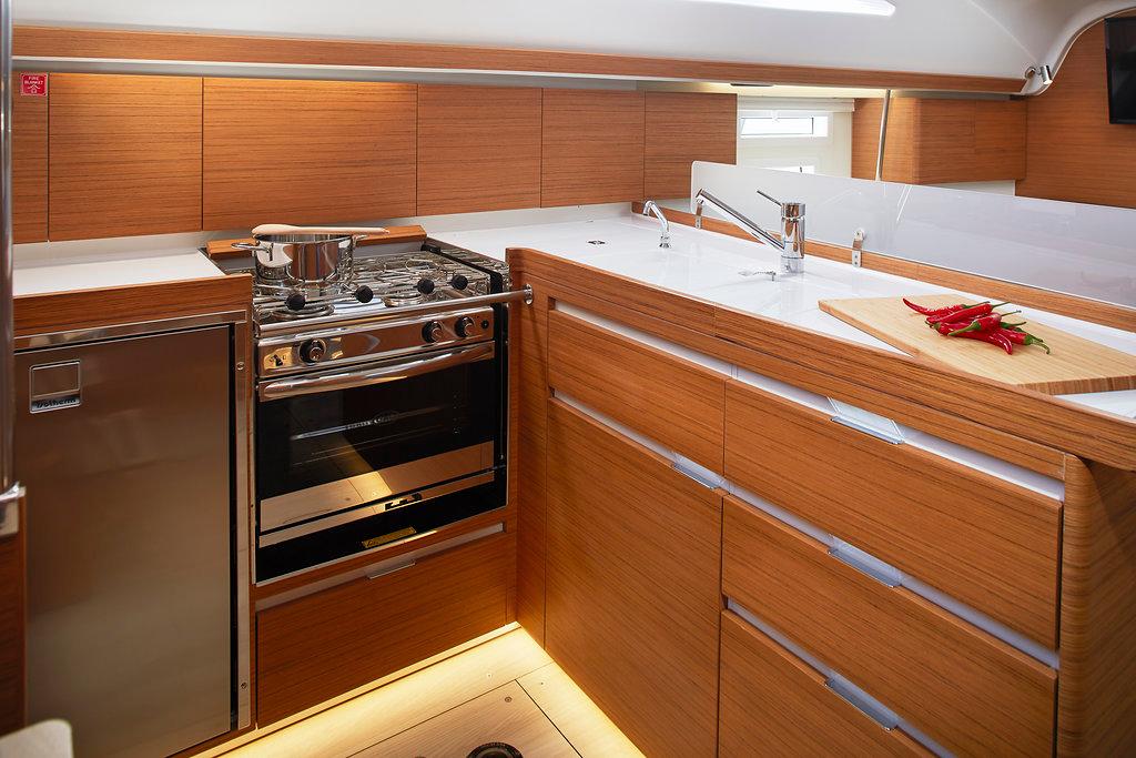 Elan Impression 45, picture 13