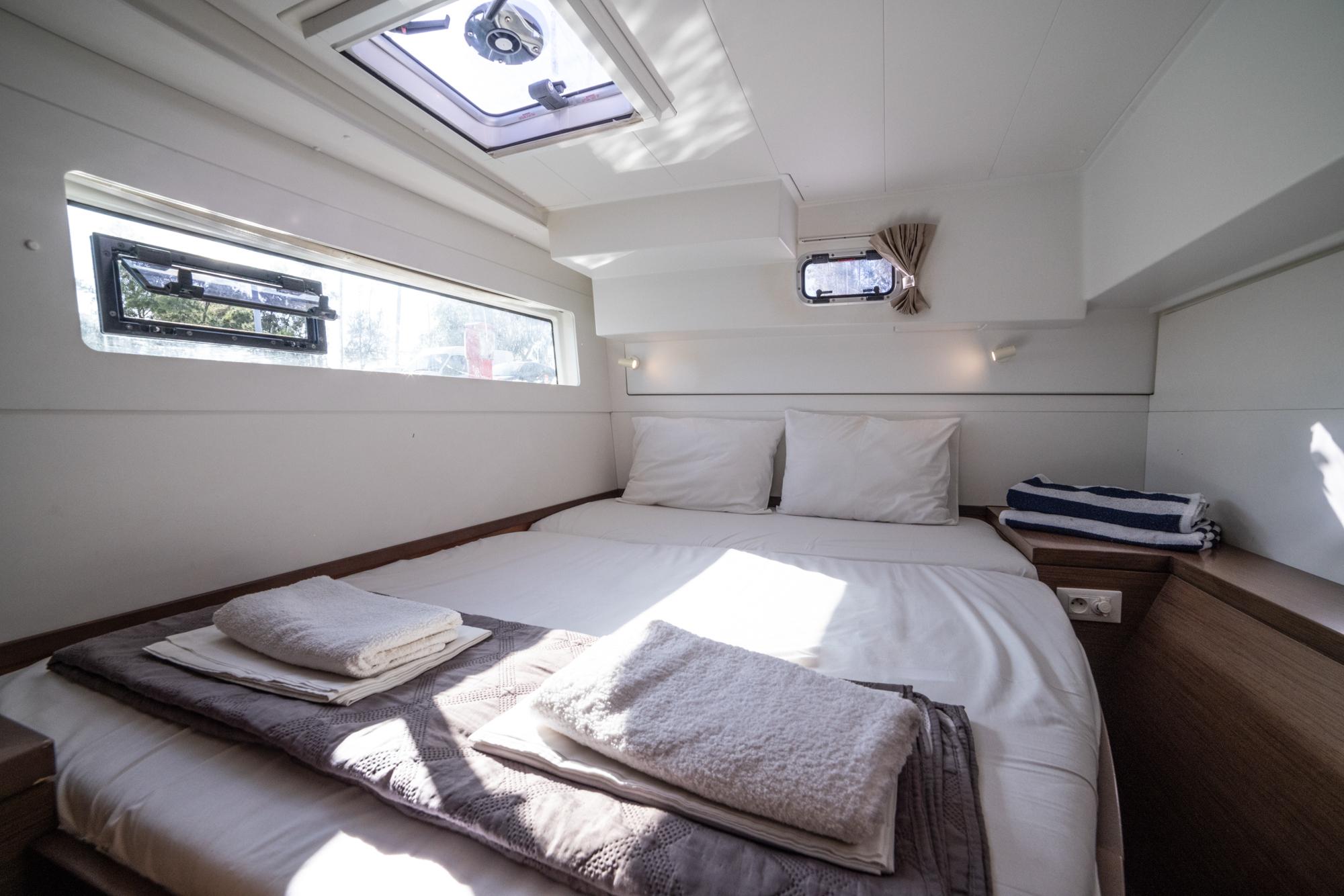 Lagoon 40 - 4 + 2 cab, picture 21