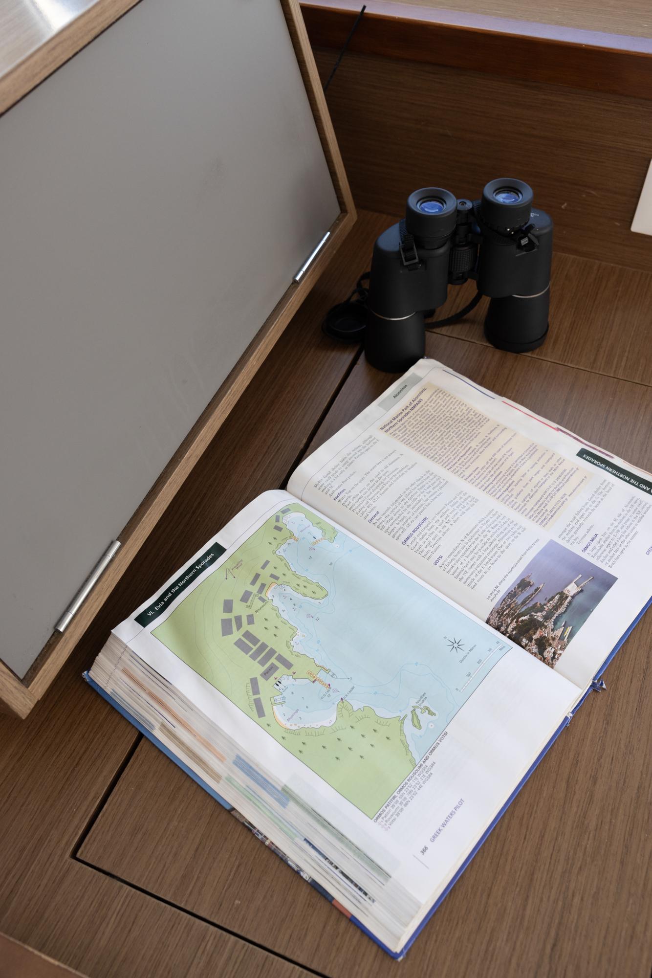 Lagoon 40 - 4 + 2 cab, picture 17