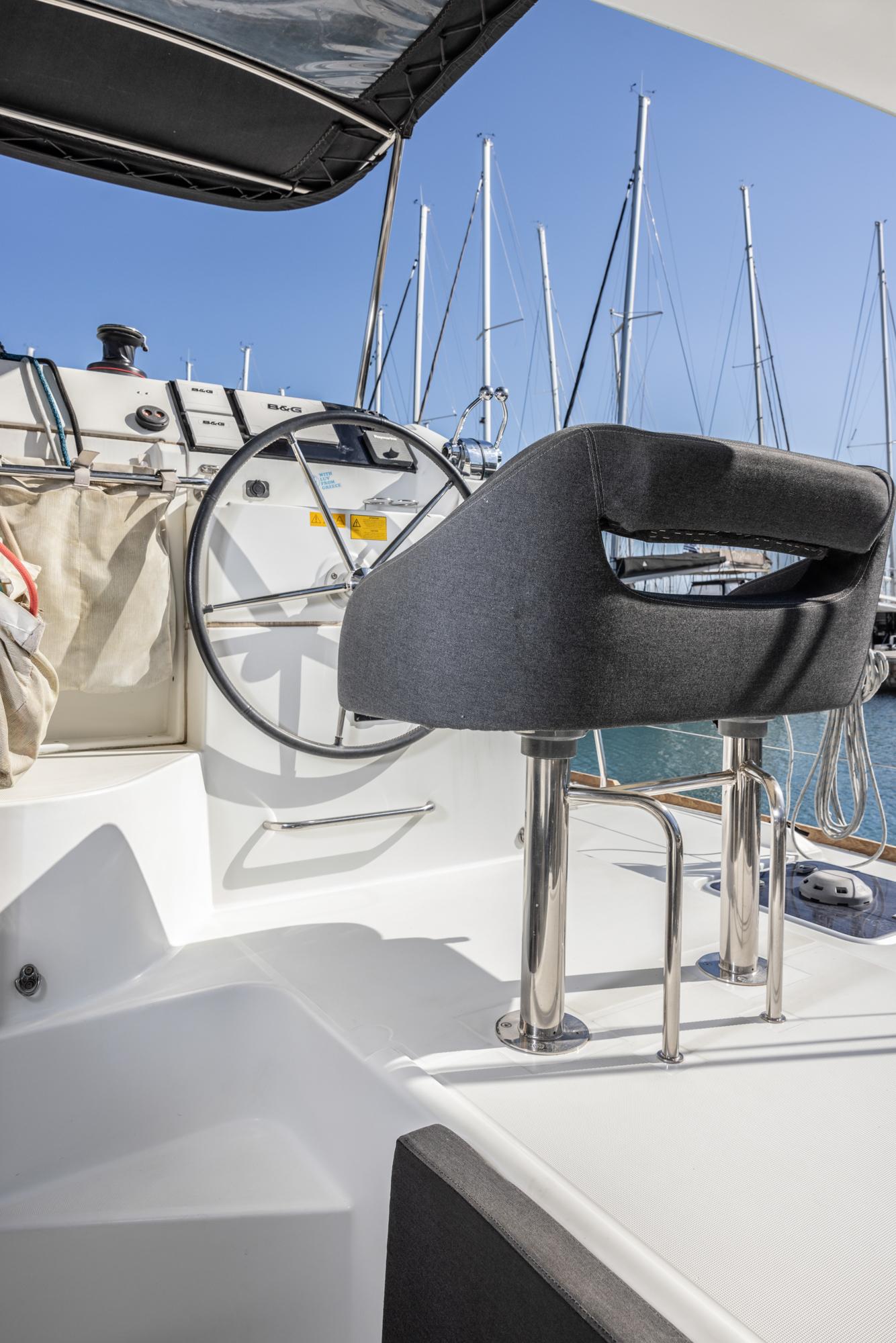 Lagoon 40 - 4 + 2 cab, picture 31