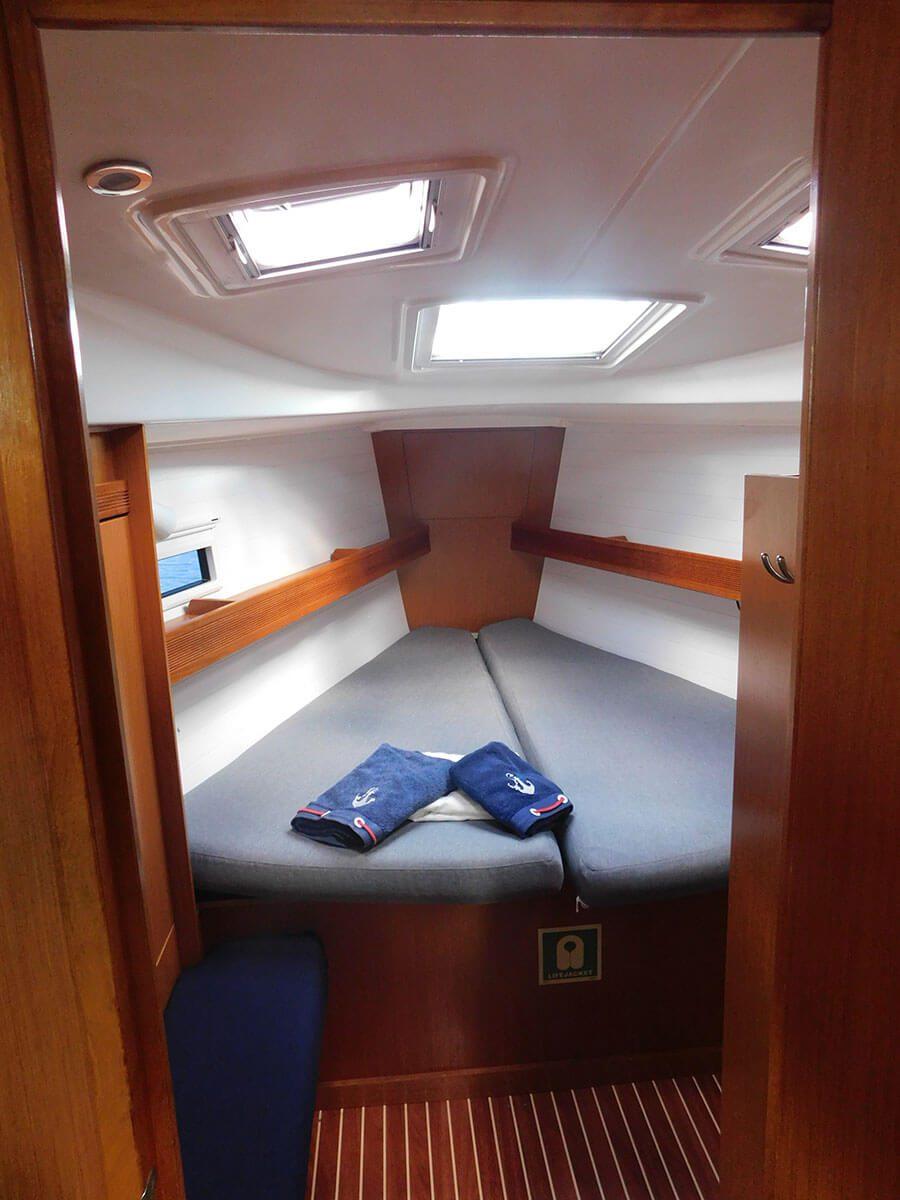 Bavaria Cruiser 36, picture 12