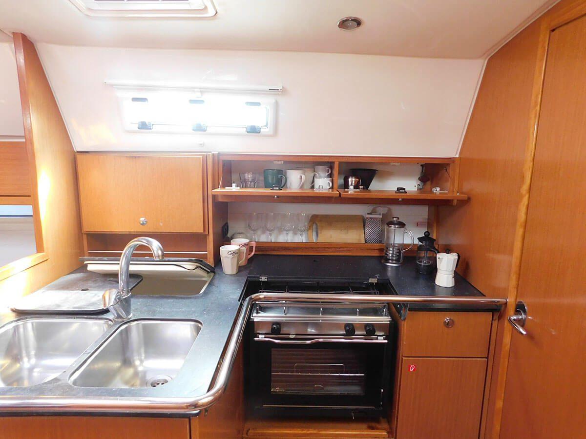 Bavaria Cruiser 36, picture 11