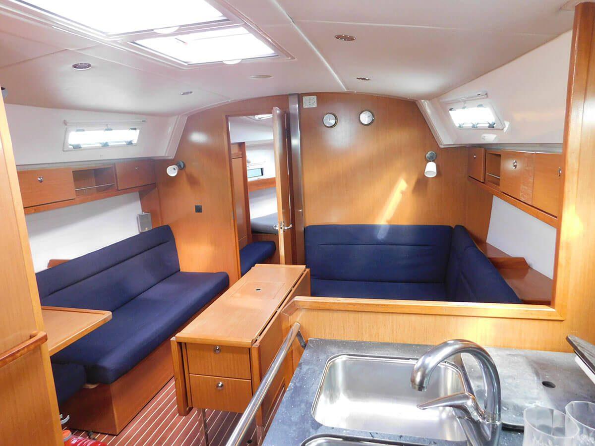 Bavaria Cruiser 36, picture 7