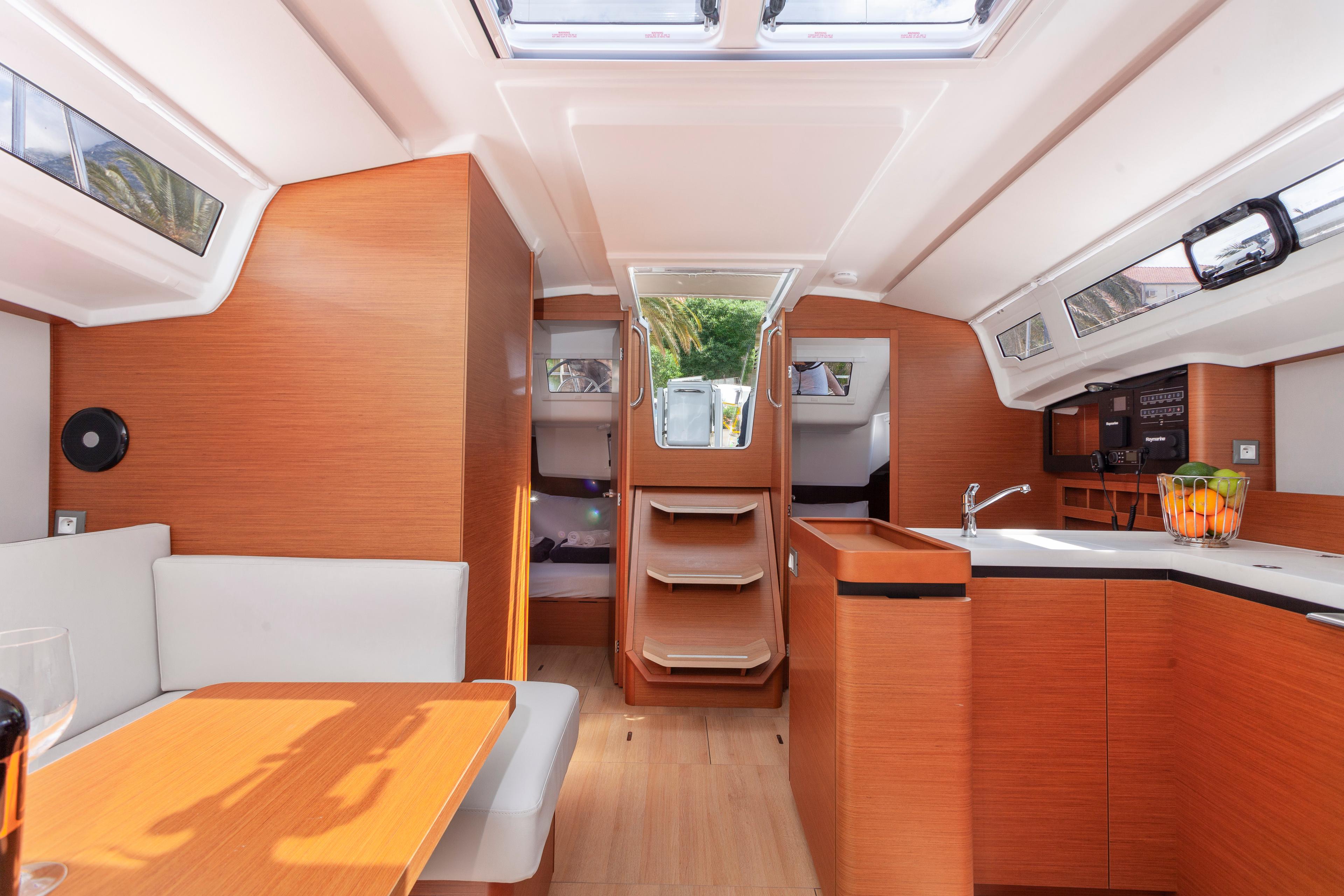 Sun Odyssey 410 - 3 cab., picture 6