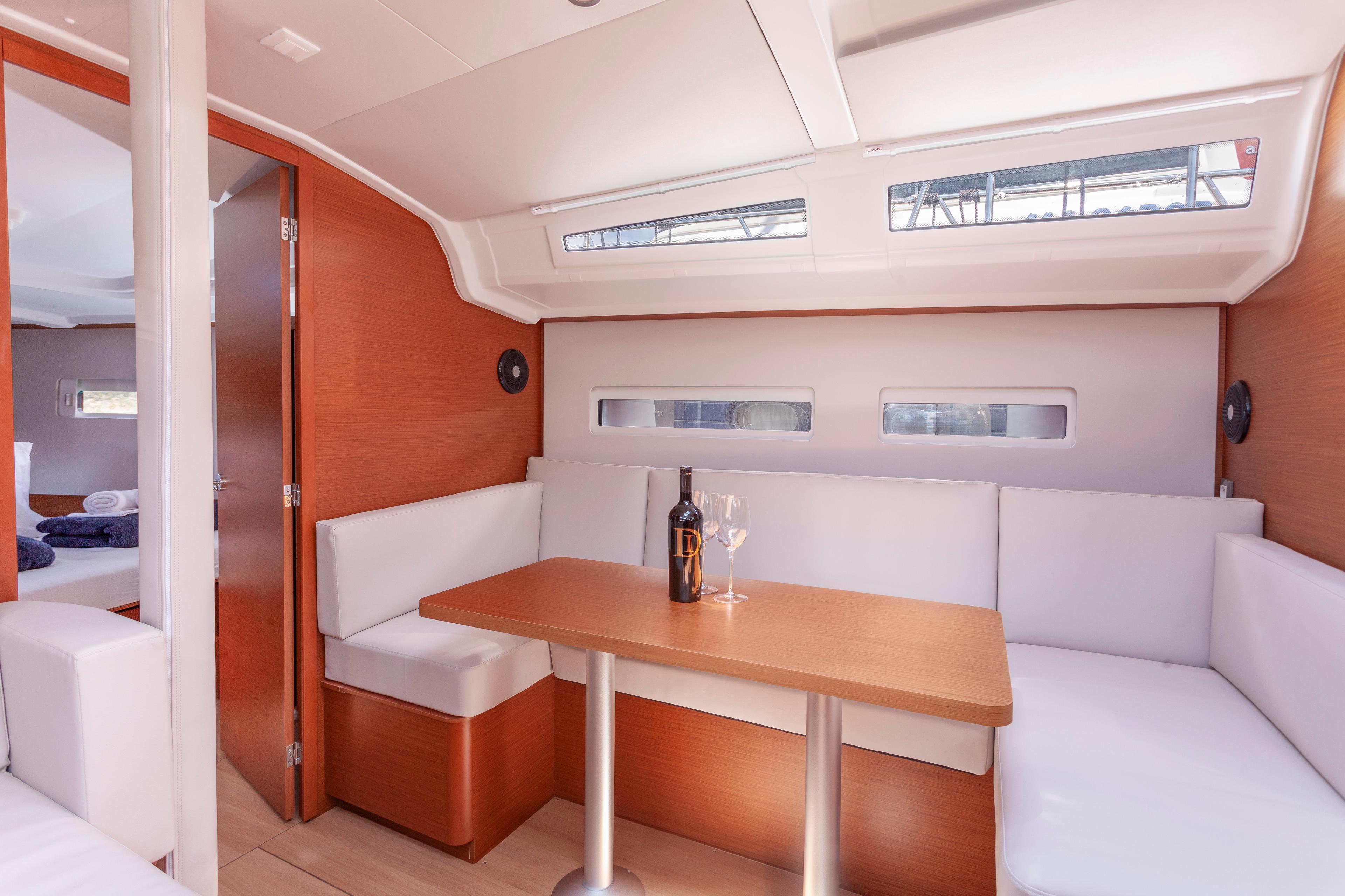 Sun Odyssey 410 - 3 cab., picture 8