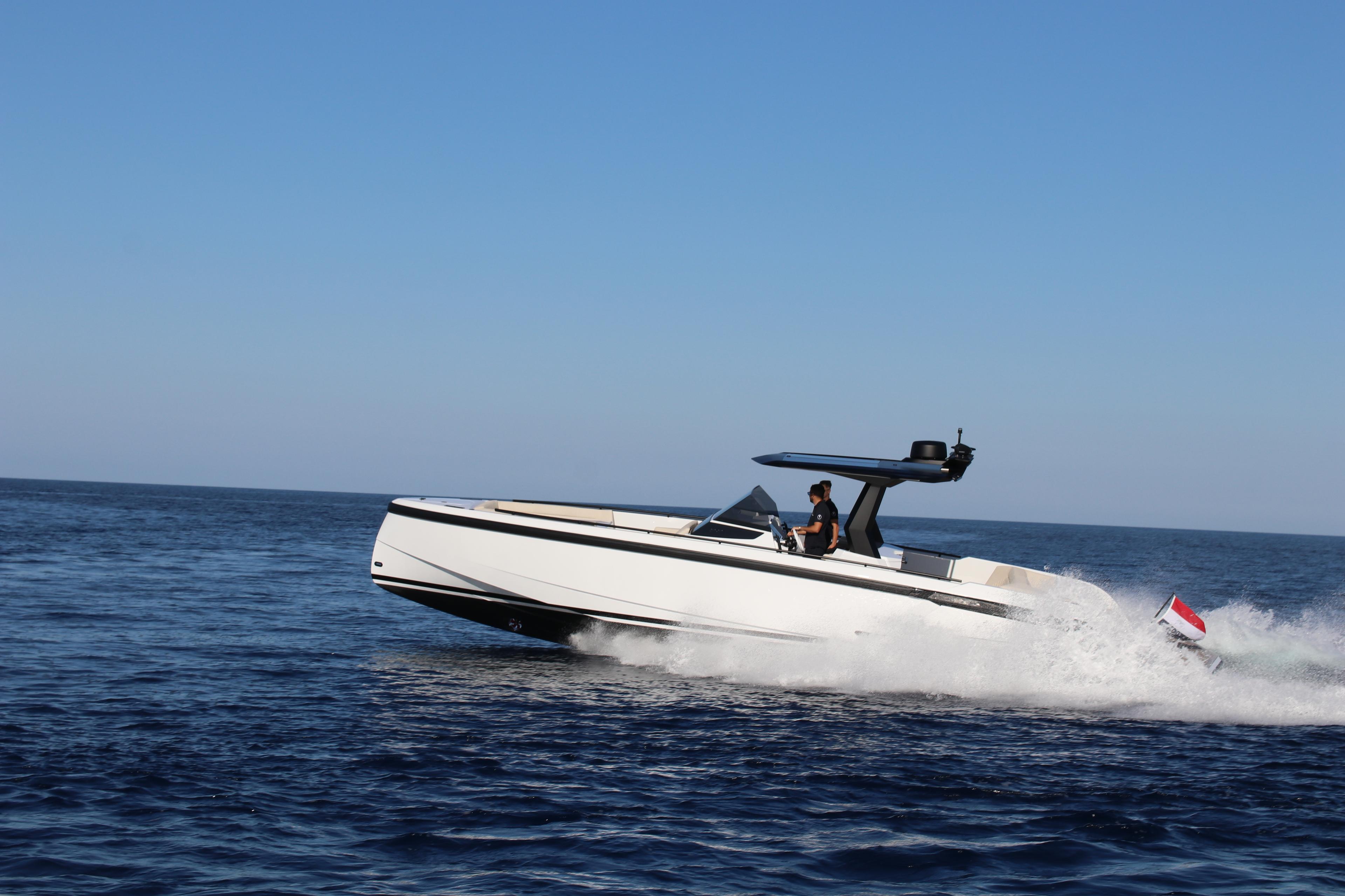 Vanquish VQ40 - Goldfinger, picture 5