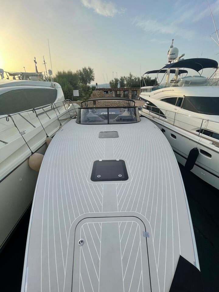 Vandutch 55 - Goldfinger, picture 9