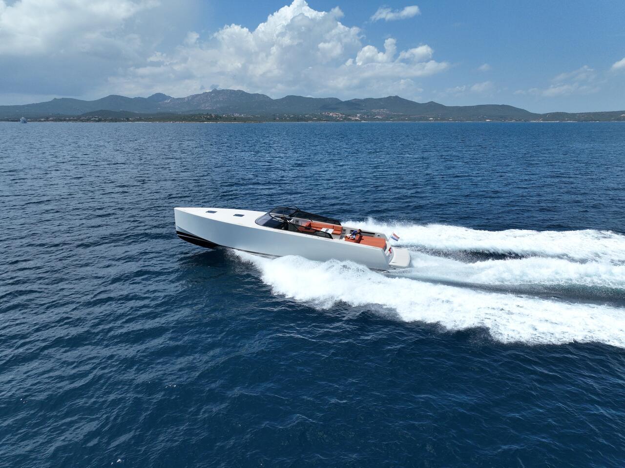 Vandutch 55 - Goldfinger, picture 1