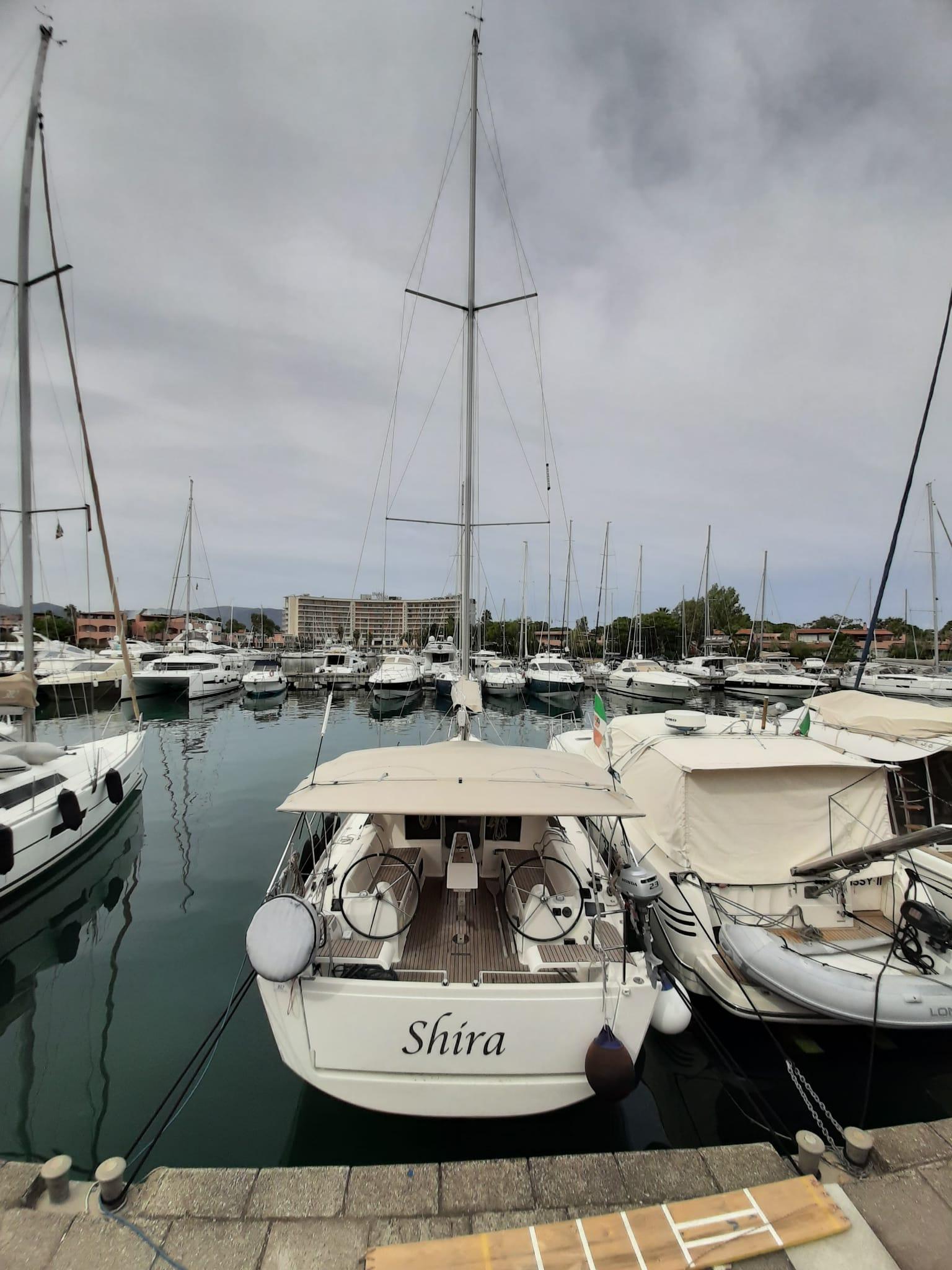 Dufour 382 GL, picture 3