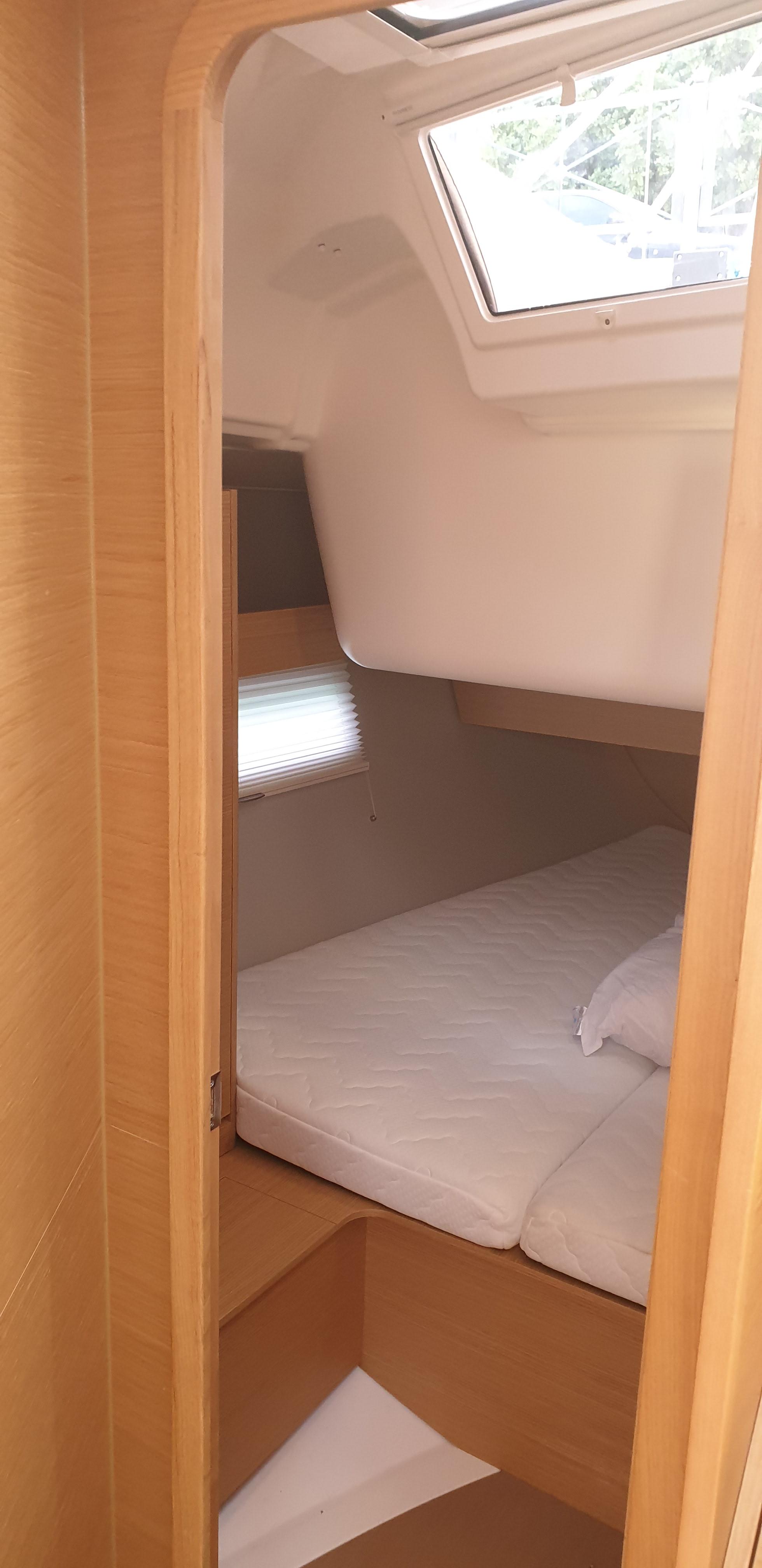 Dufour 390 GL, picture 13