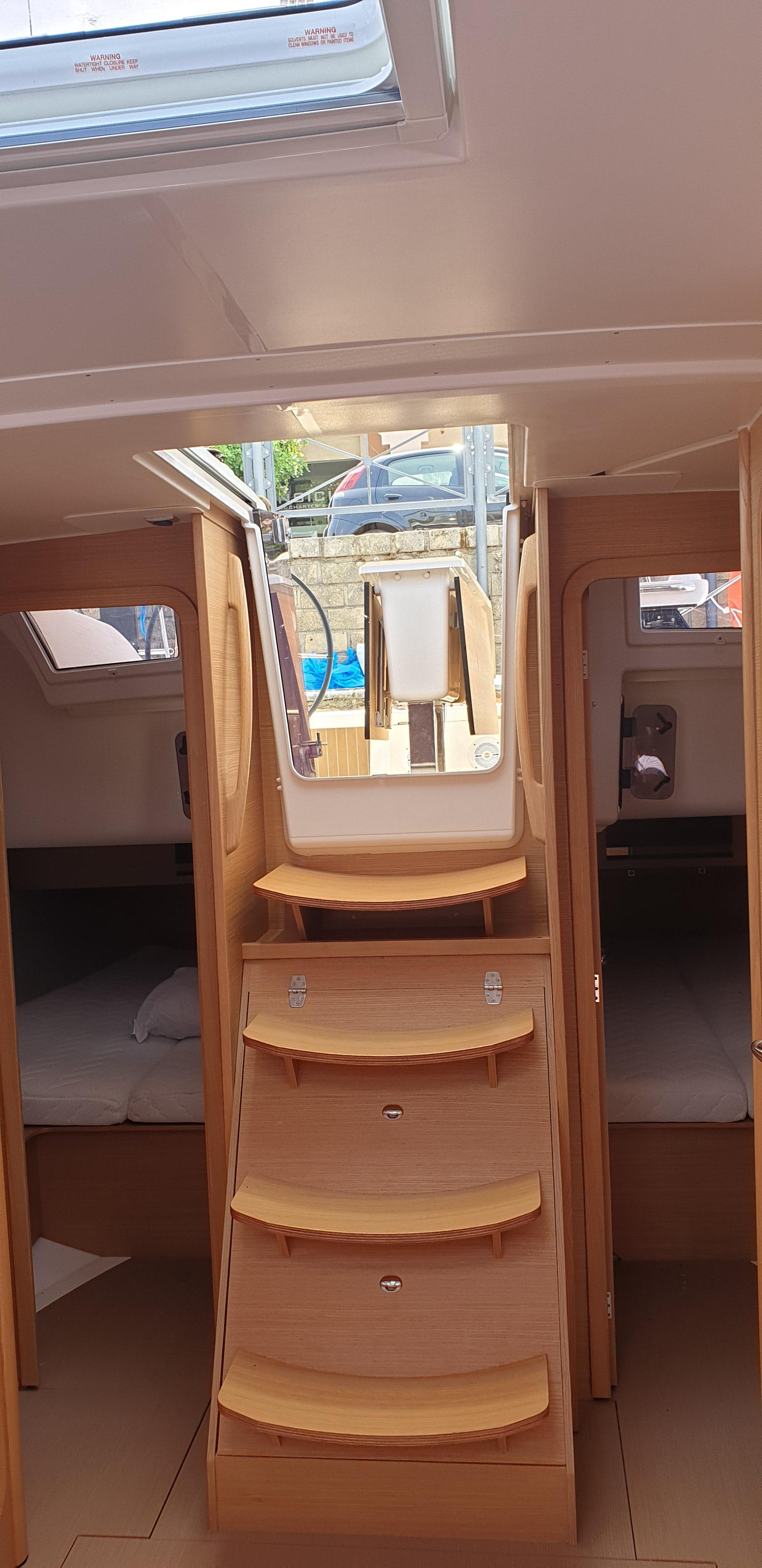 Dufour 390 GL, picture 7