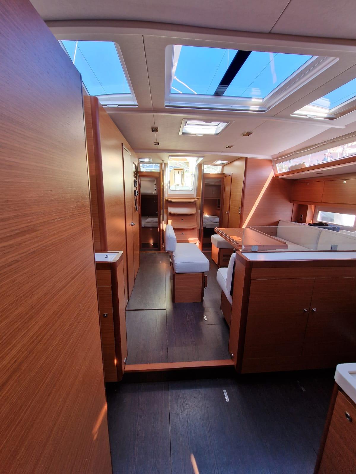 Dufour 530, picture 6