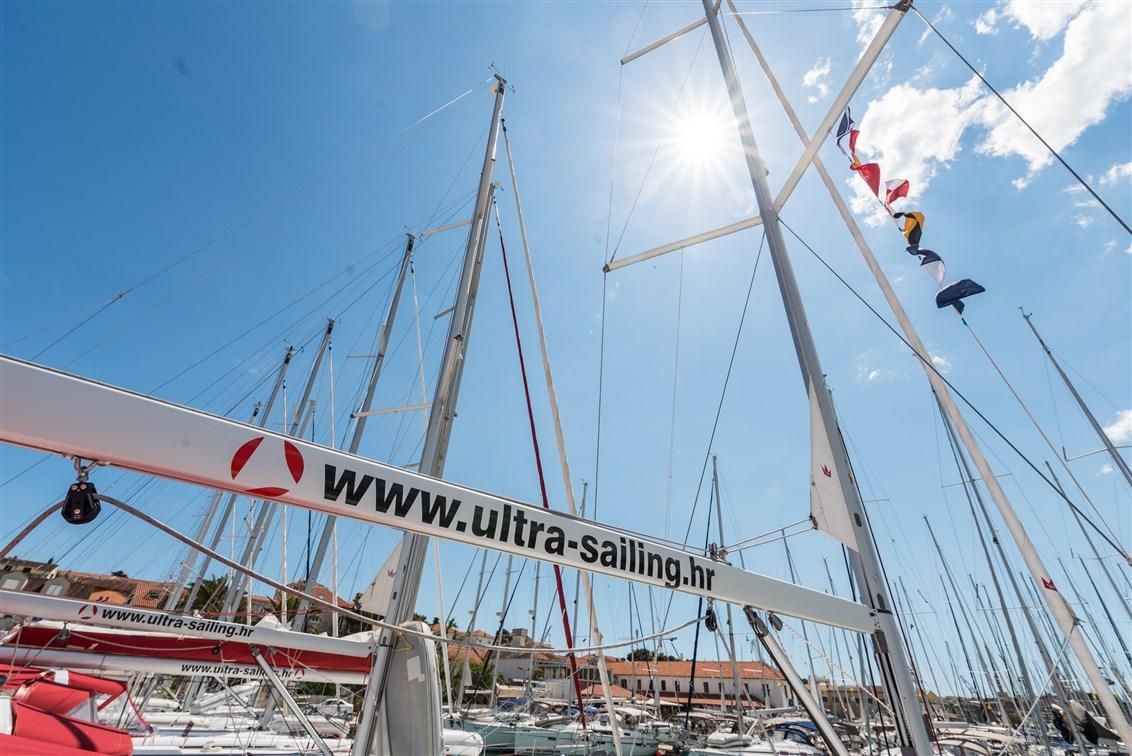 Oceanis 45 - 4 cab., picture 7