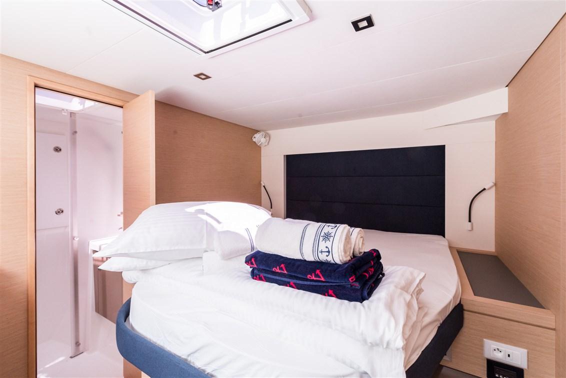 Fountaine Pajot Saona 47 Quintet - 5 + 1 cab., picture 32