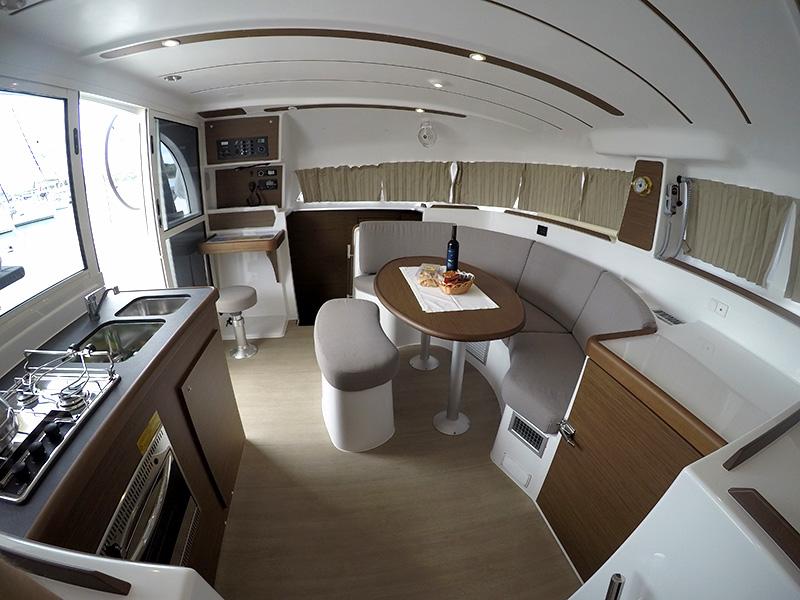 Lagoon 380 - 4 + 2 cab., picture 23