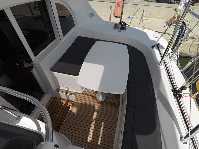 Lagoon 380 - 4 + 2 cab., picture 5