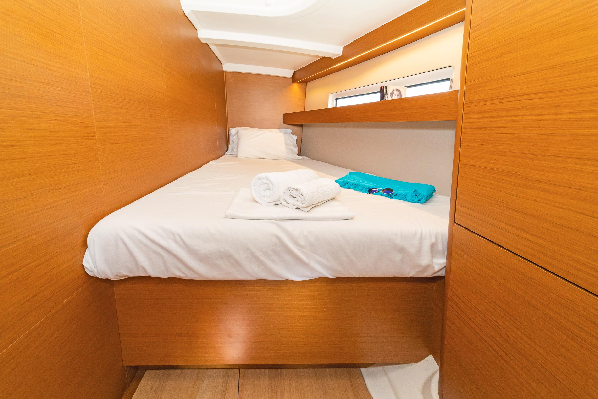 Sun Odyssey 440 - 4 cab., picture 13