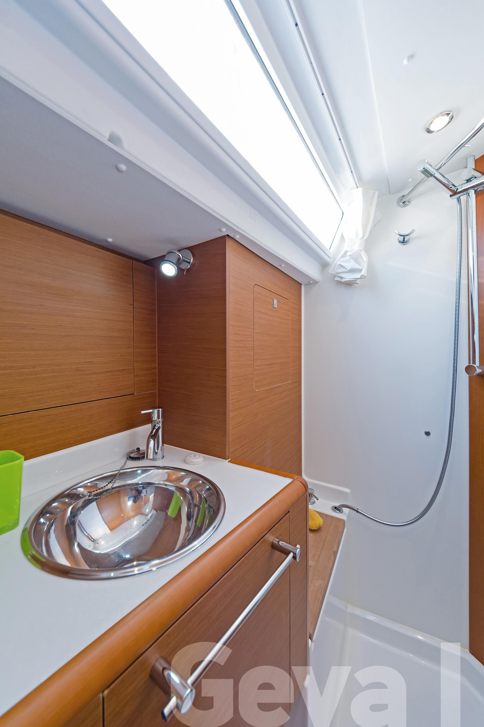 Sun Odyssey 419 - 3 cab., picture 21