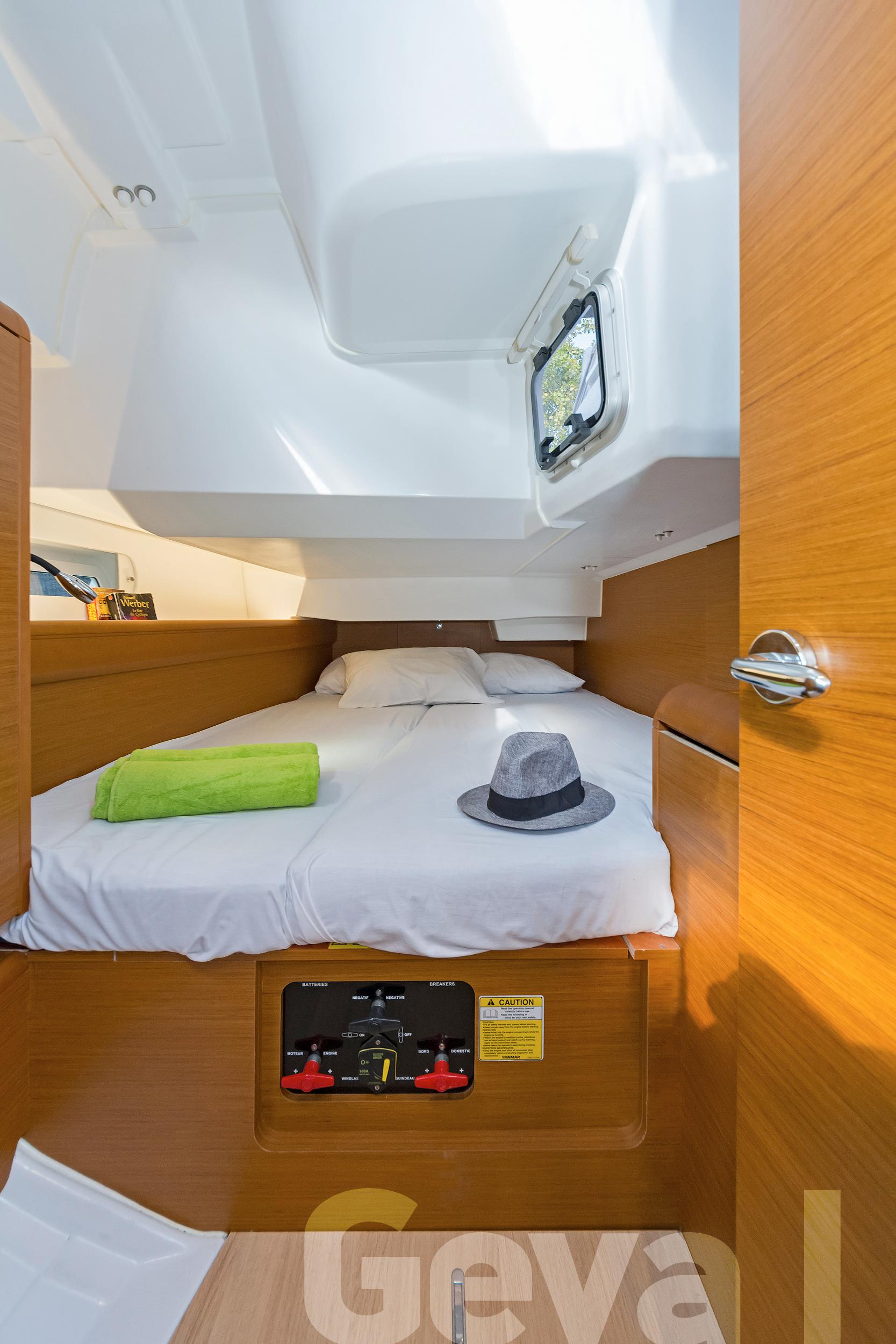 Sun Odyssey 419 - 3 cab., picture 15