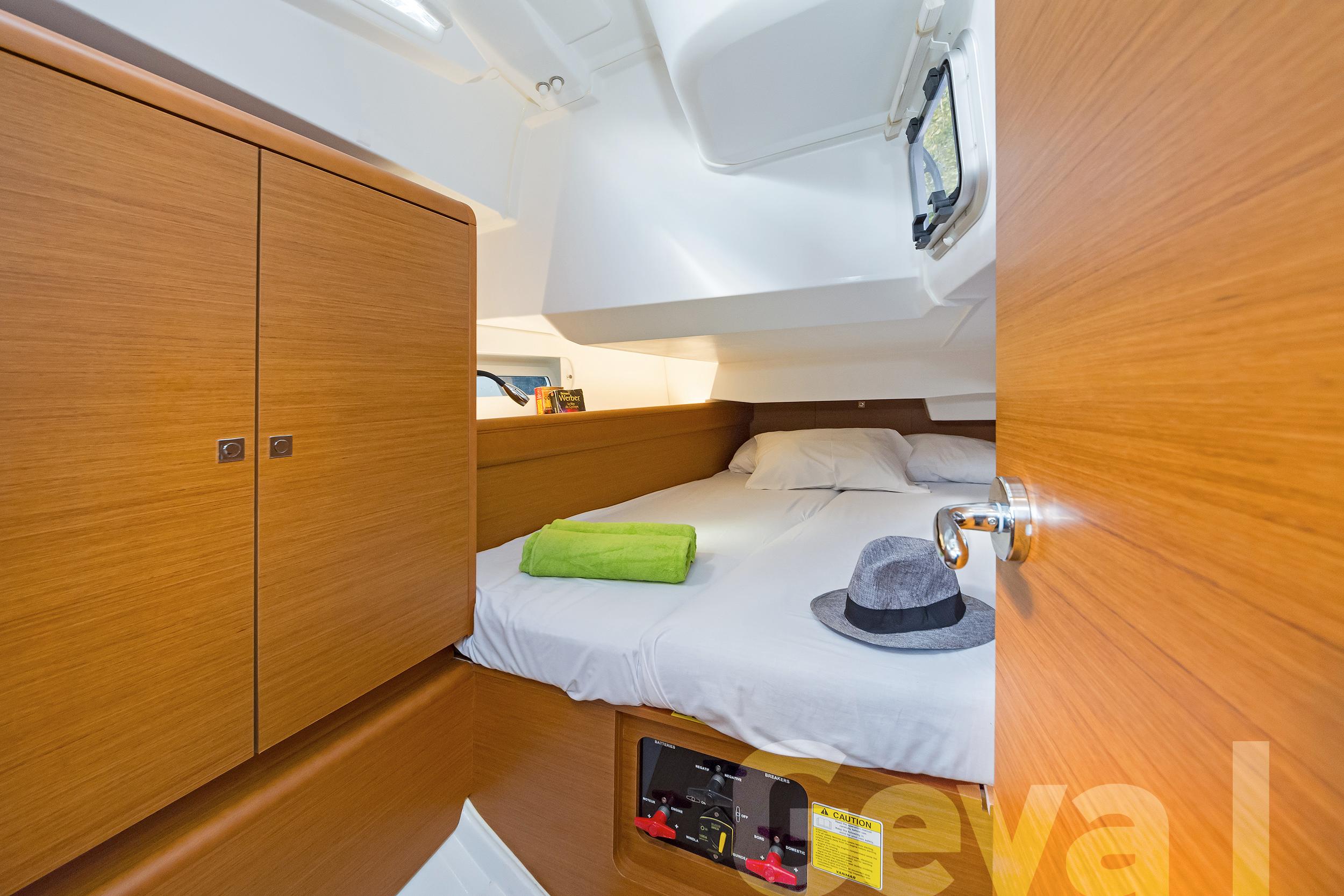 Sun Odyssey 419 - 3 cab., picture 16